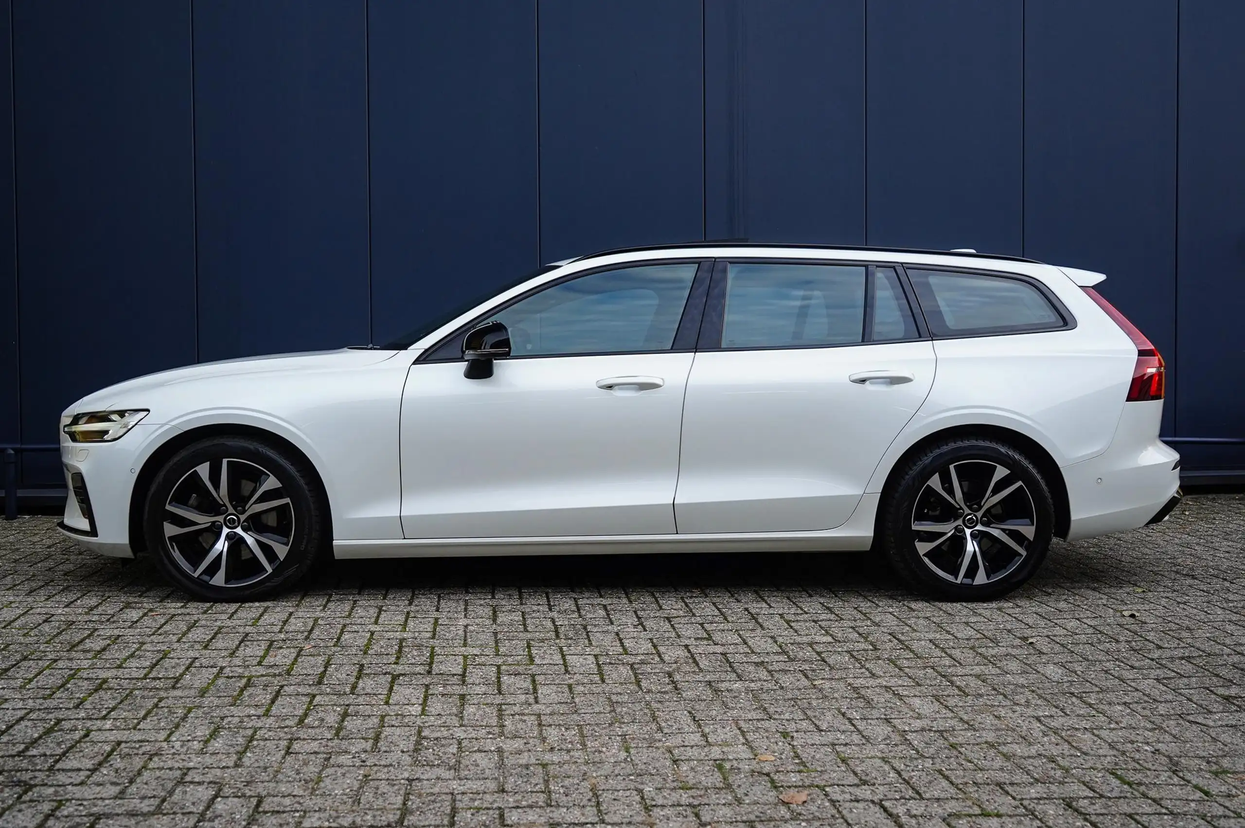 Volvo - V60