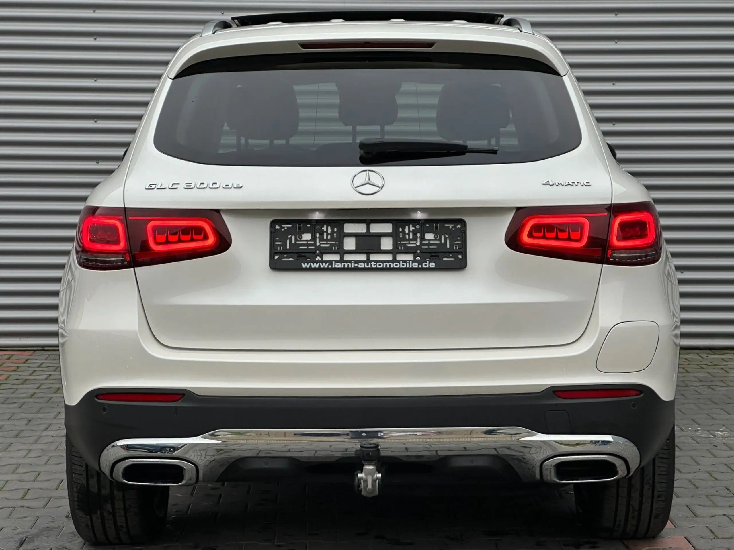 Mercedes-Benz - GLC 300