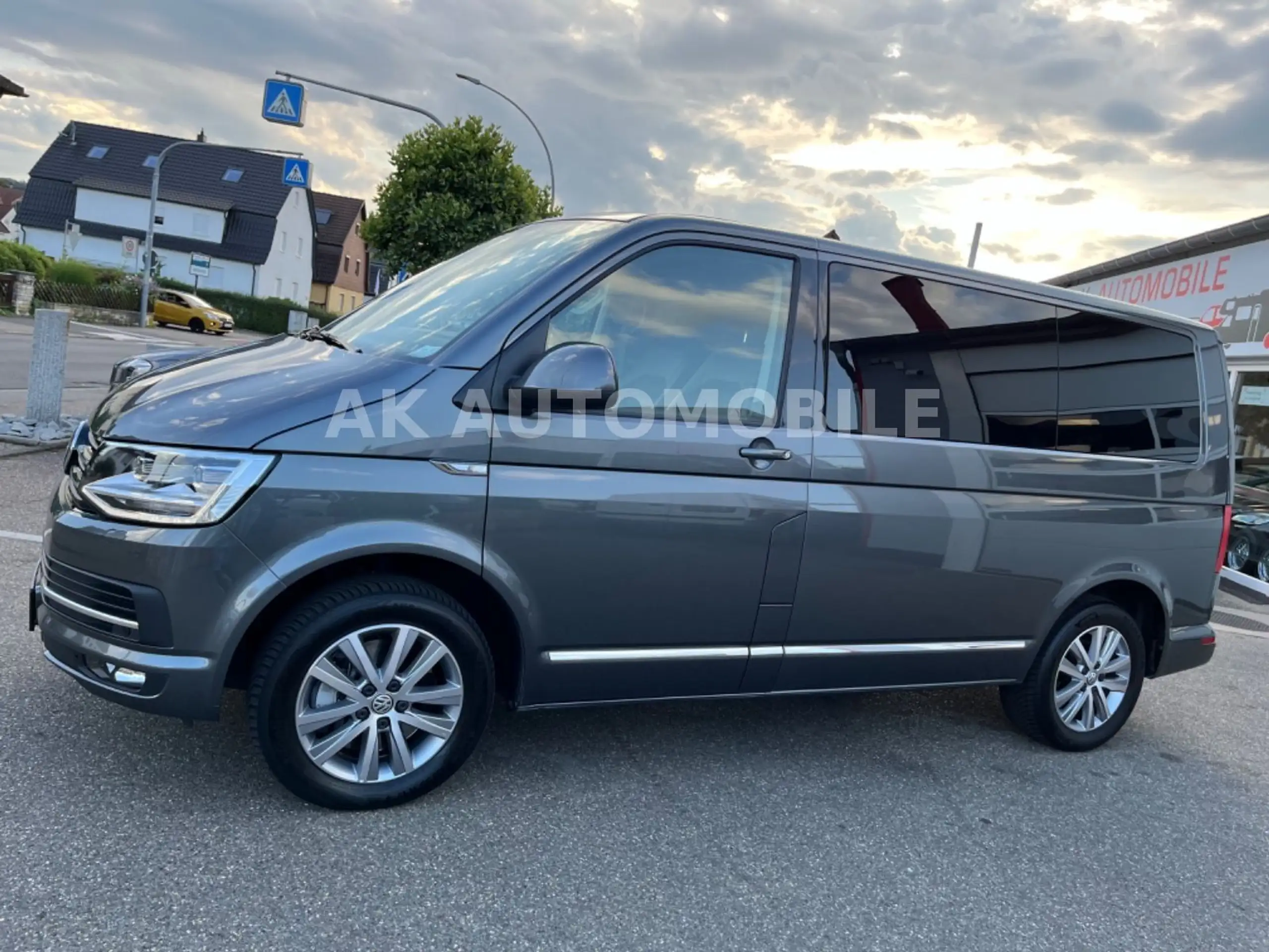 Volkswagen - T6 Multivan