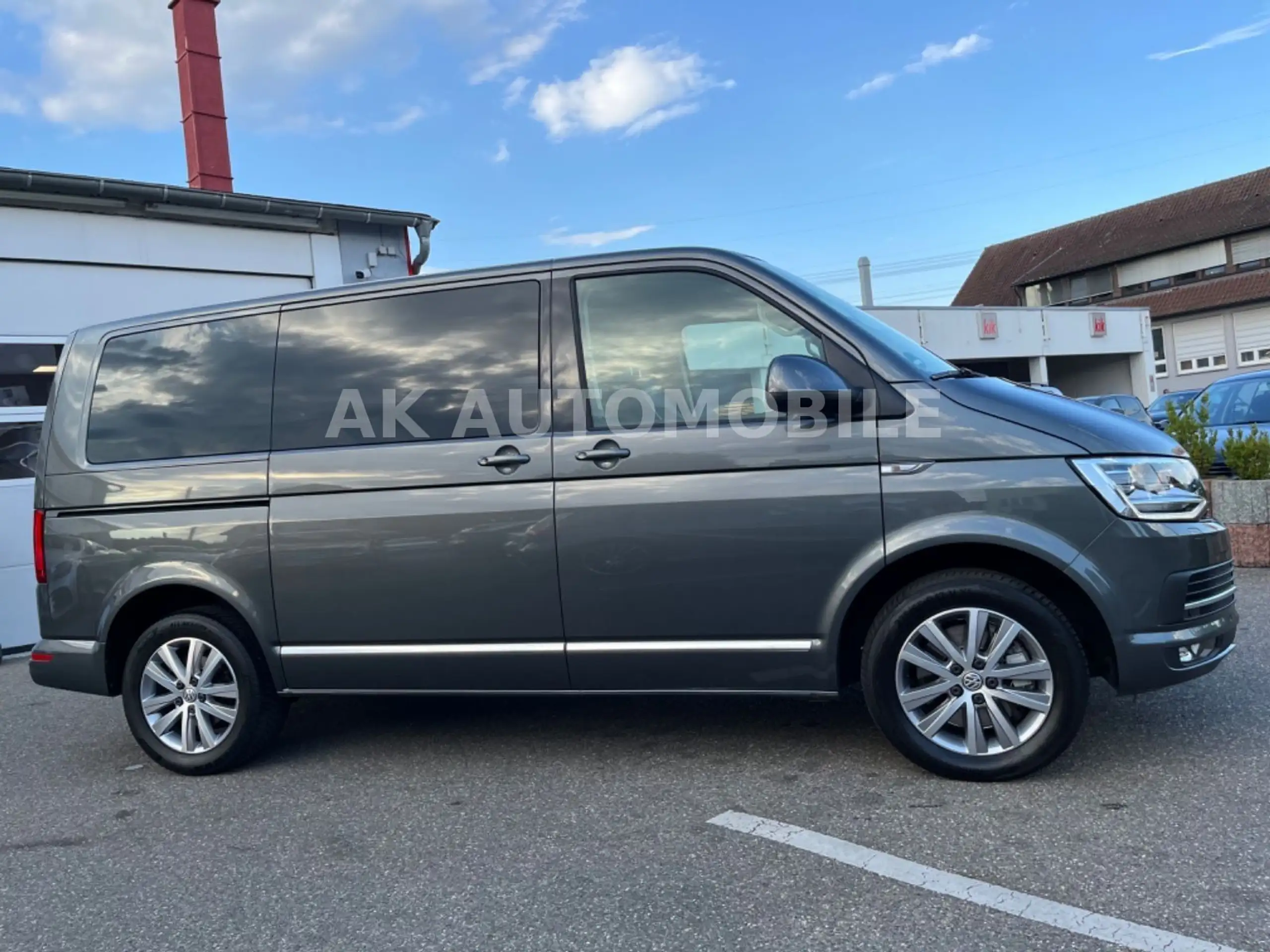 Volkswagen - T6 Multivan