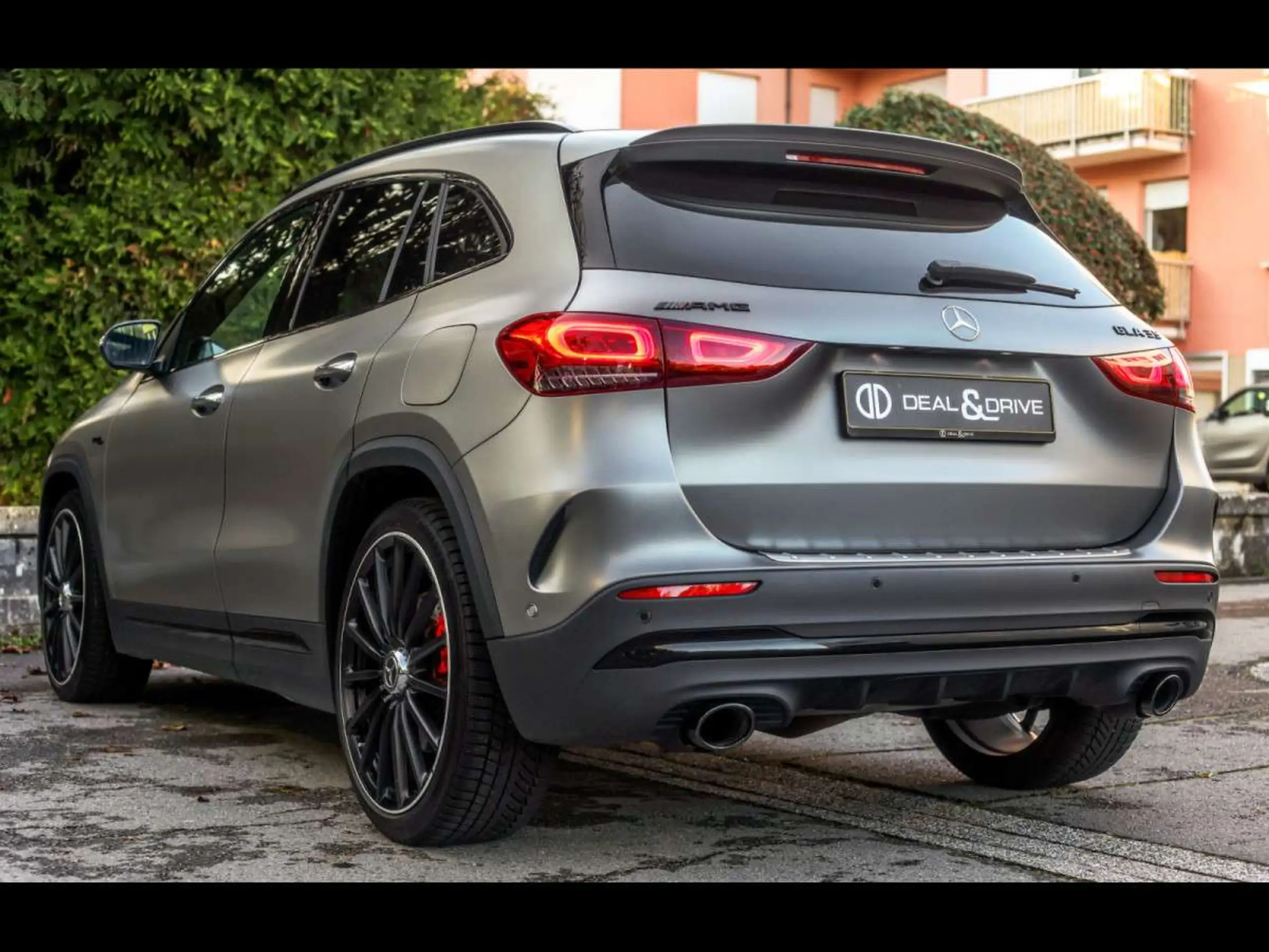 Mercedes-Benz - GLA 35 AMG