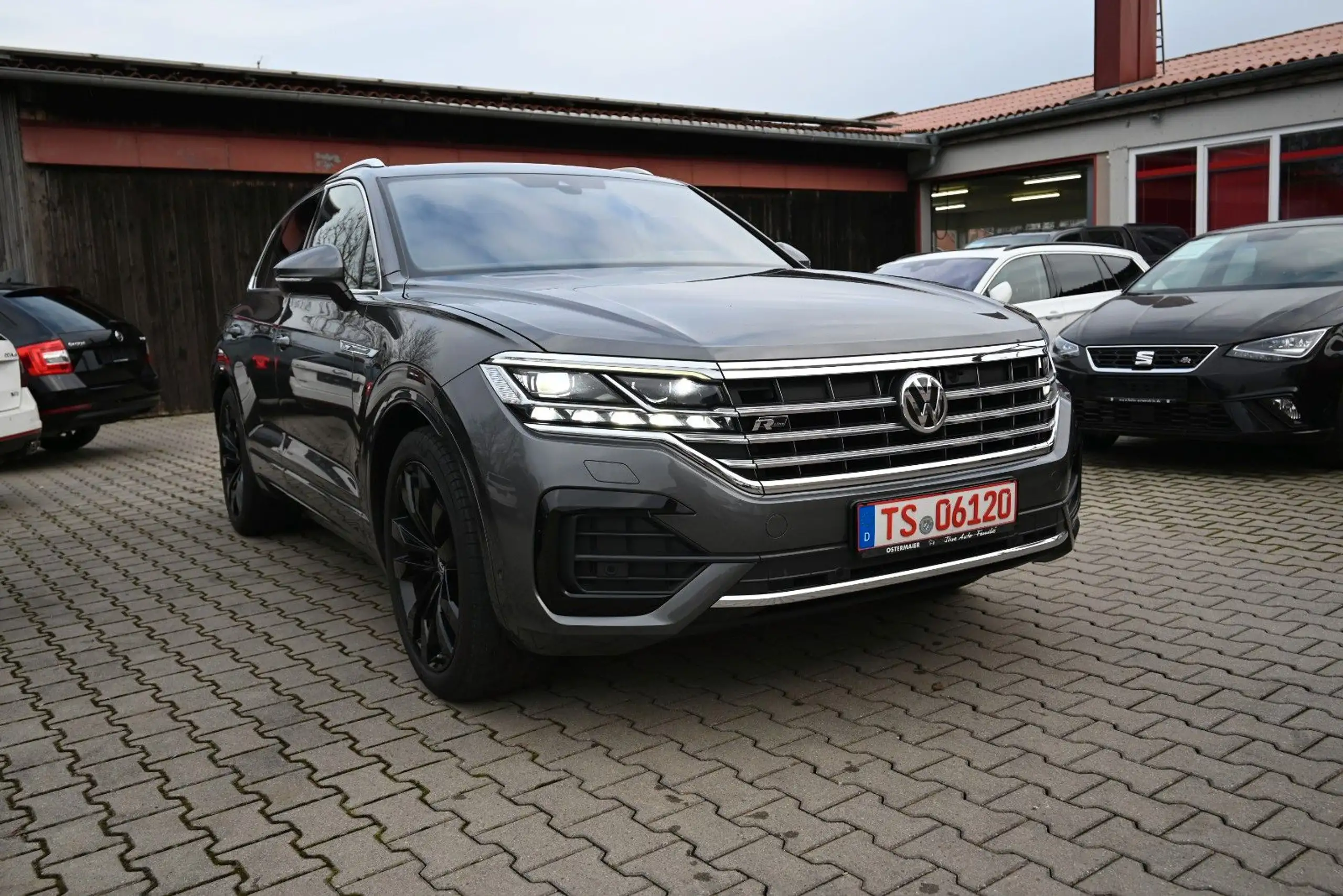 Volkswagen - Touareg