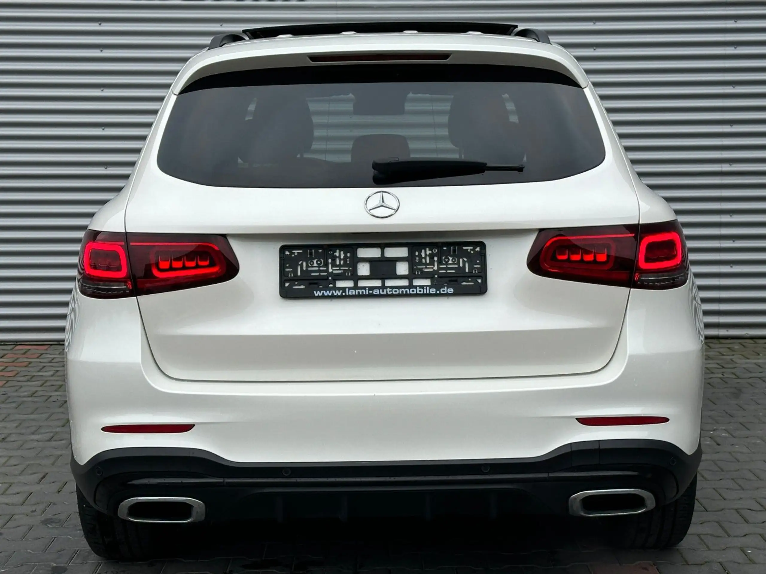 Mercedes-Benz - GLC 200