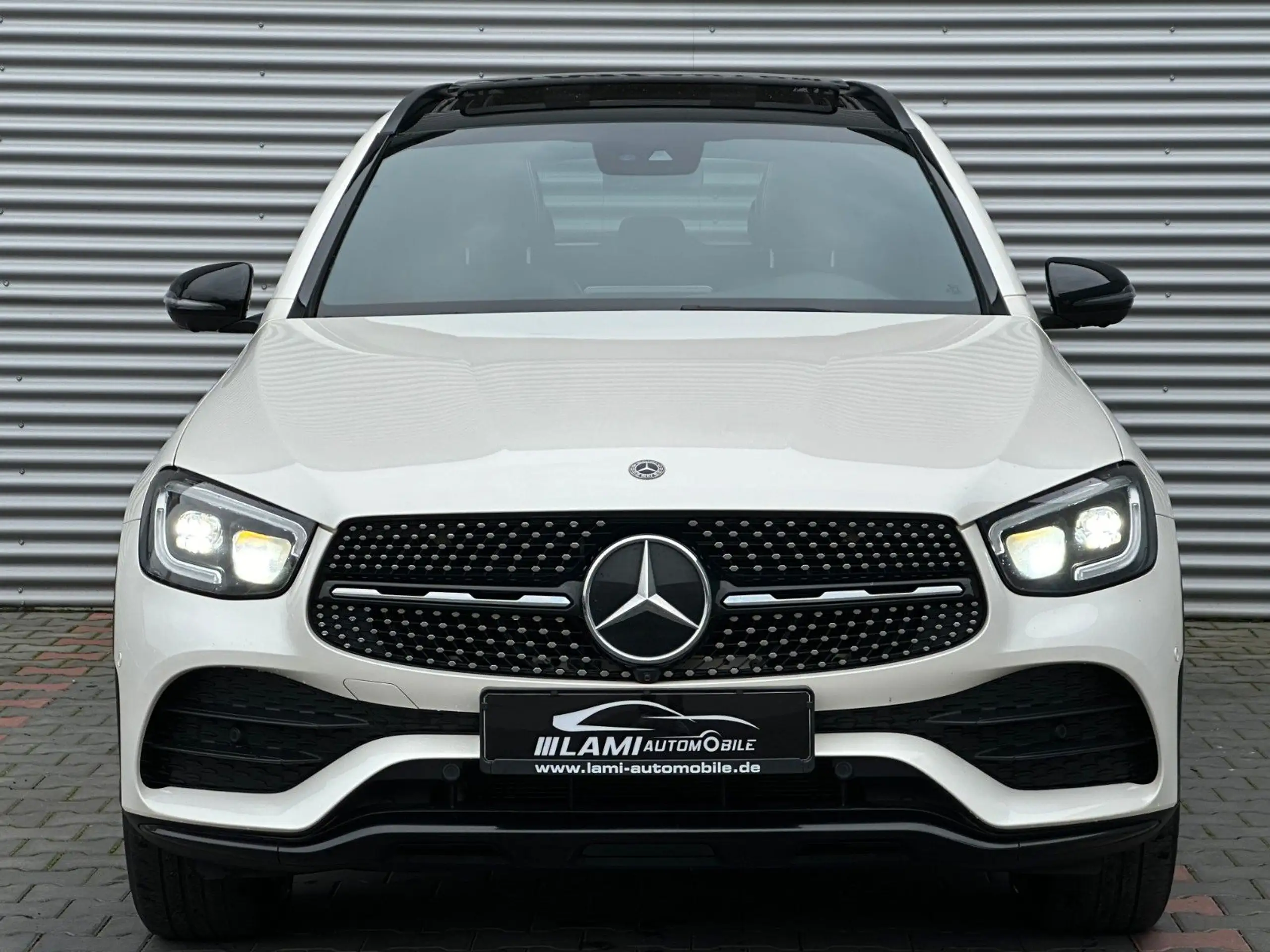 Mercedes-Benz - GLC 200