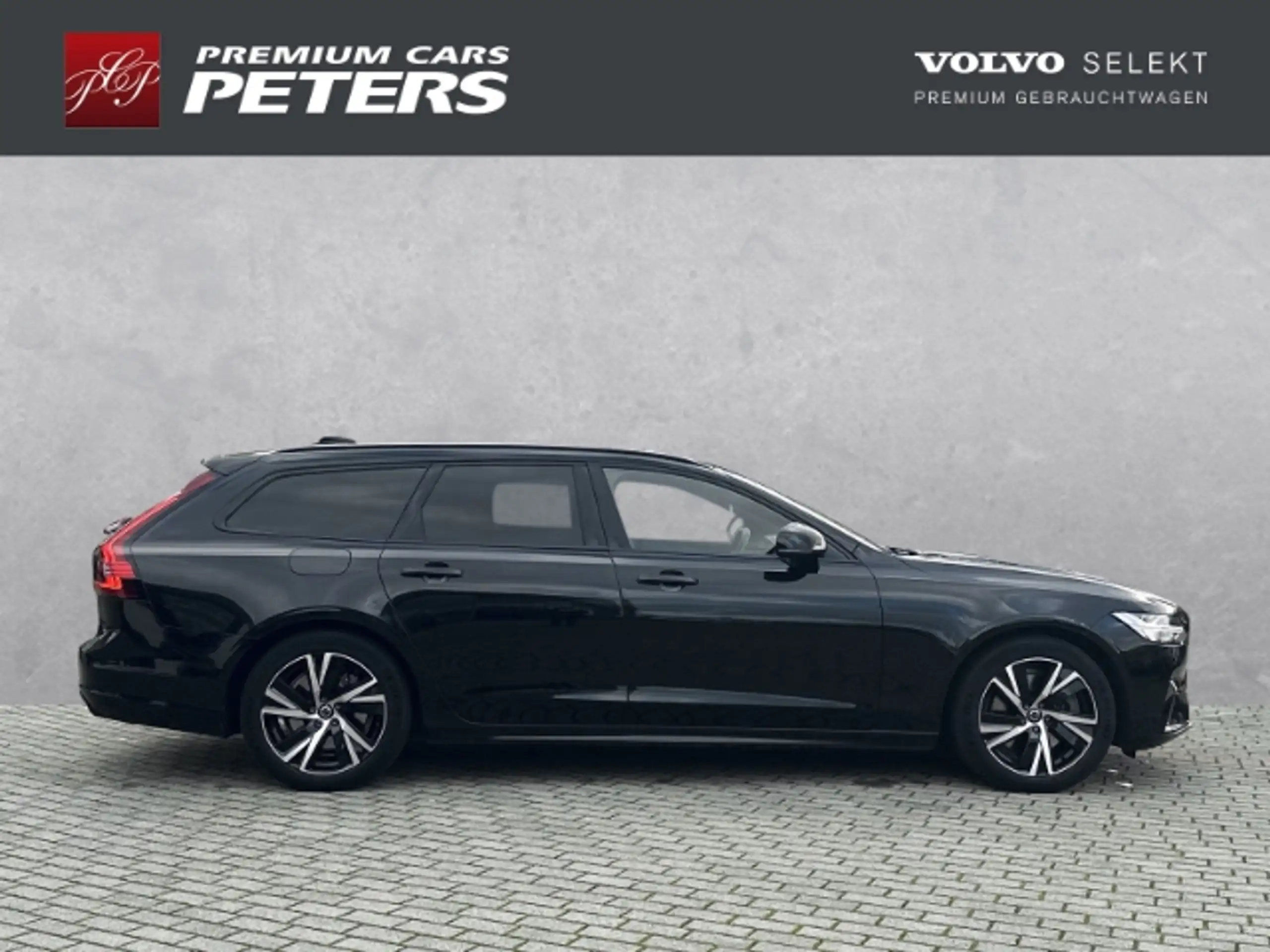 Volvo - V90