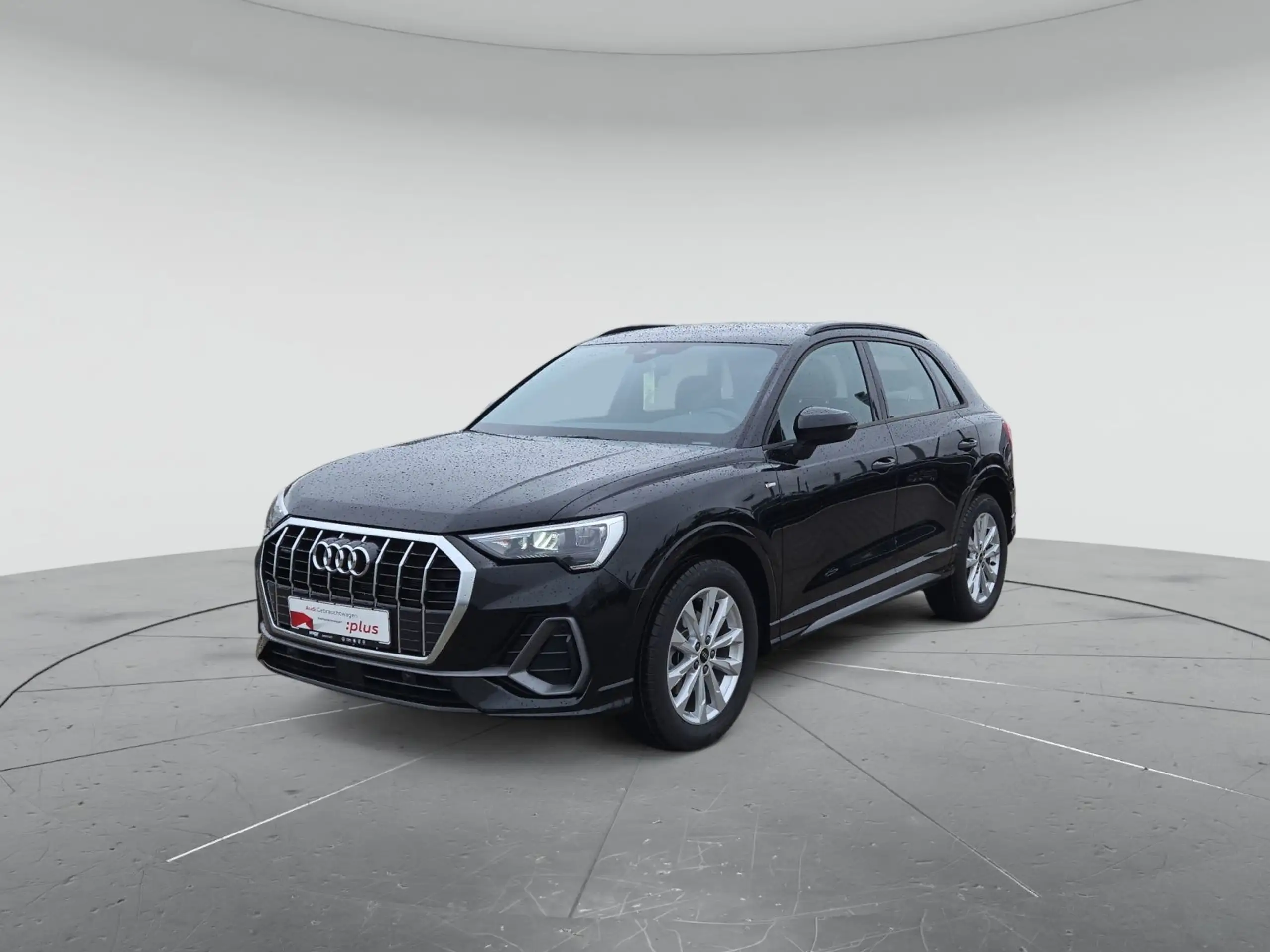 Audi - Q3