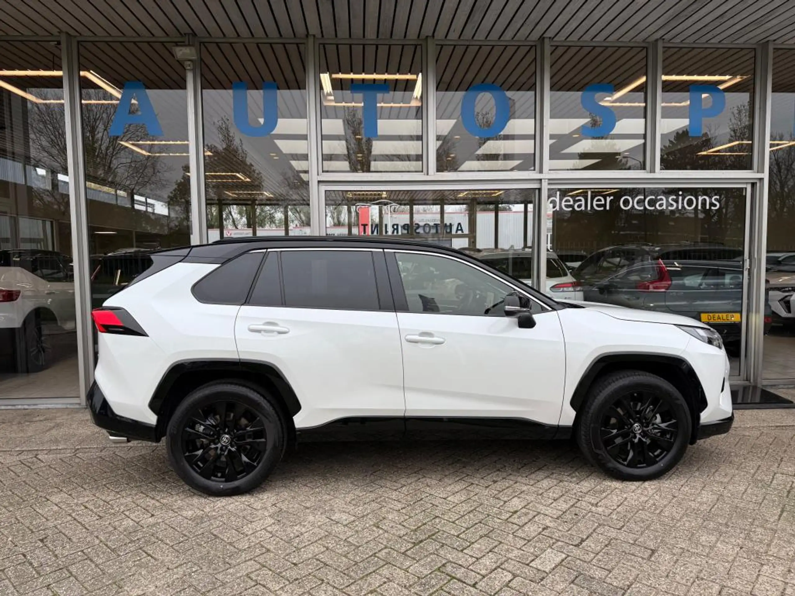 Toyota - RAV 4