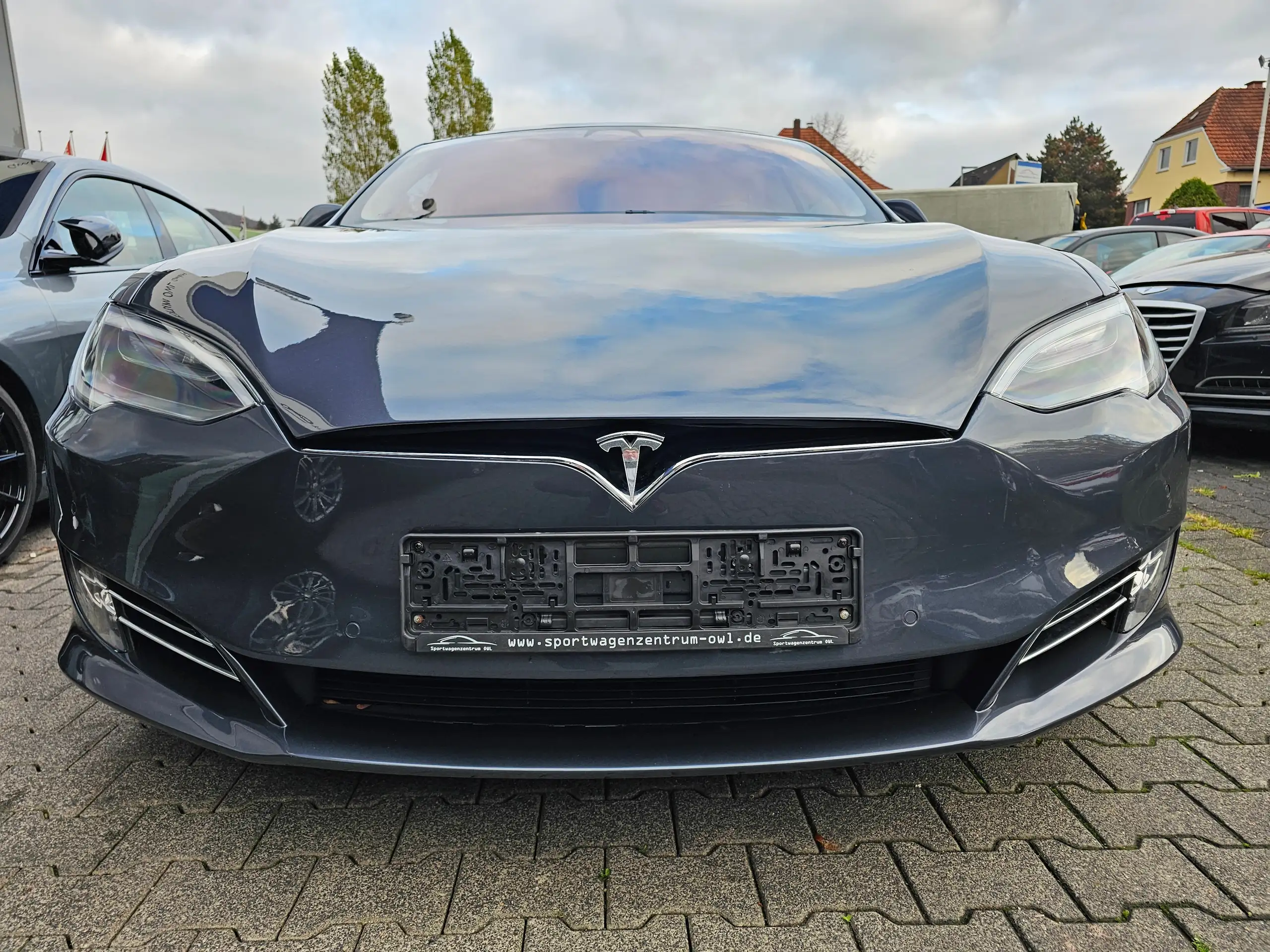 Tesla - Model S