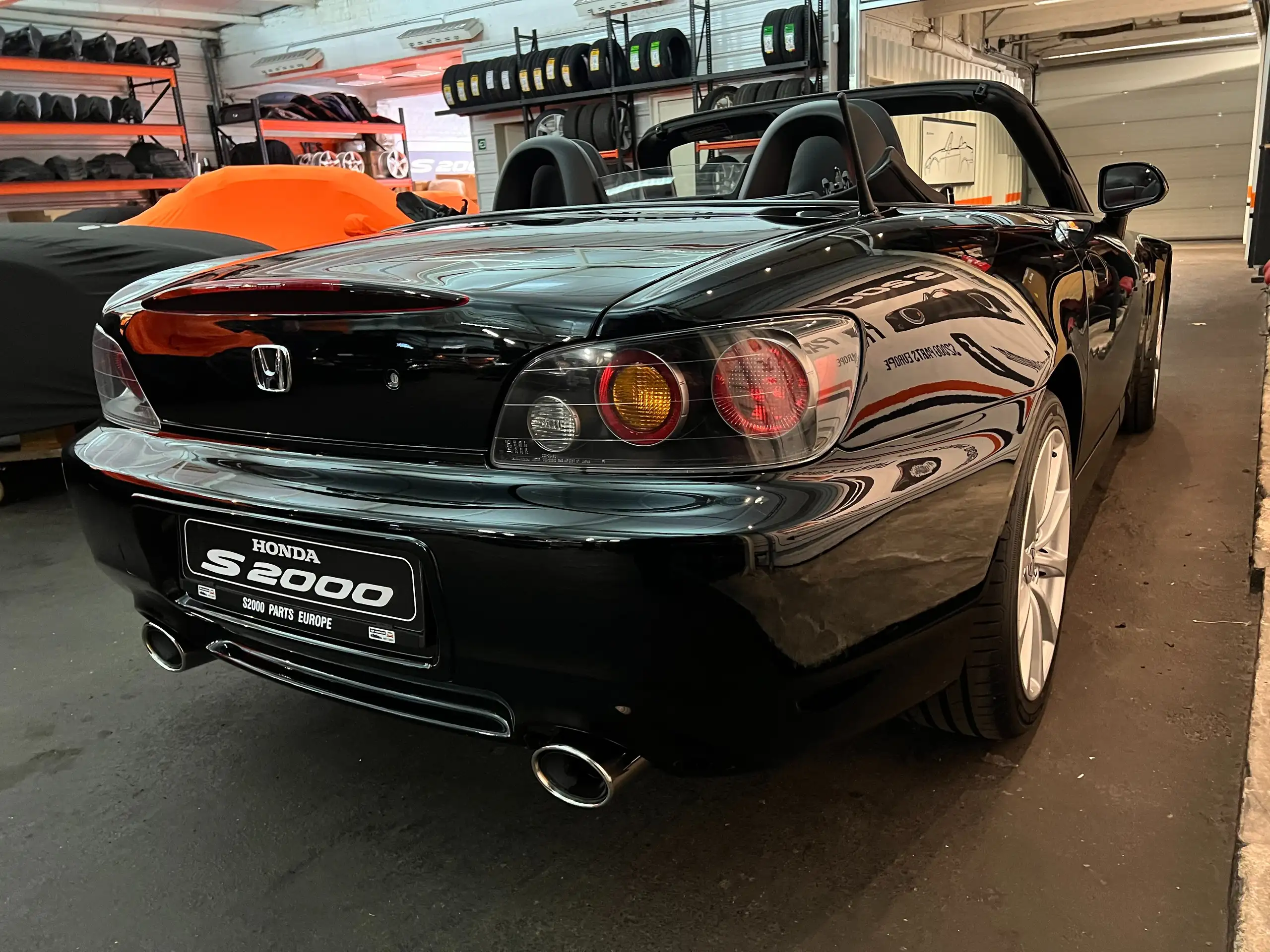 Honda - S 2000