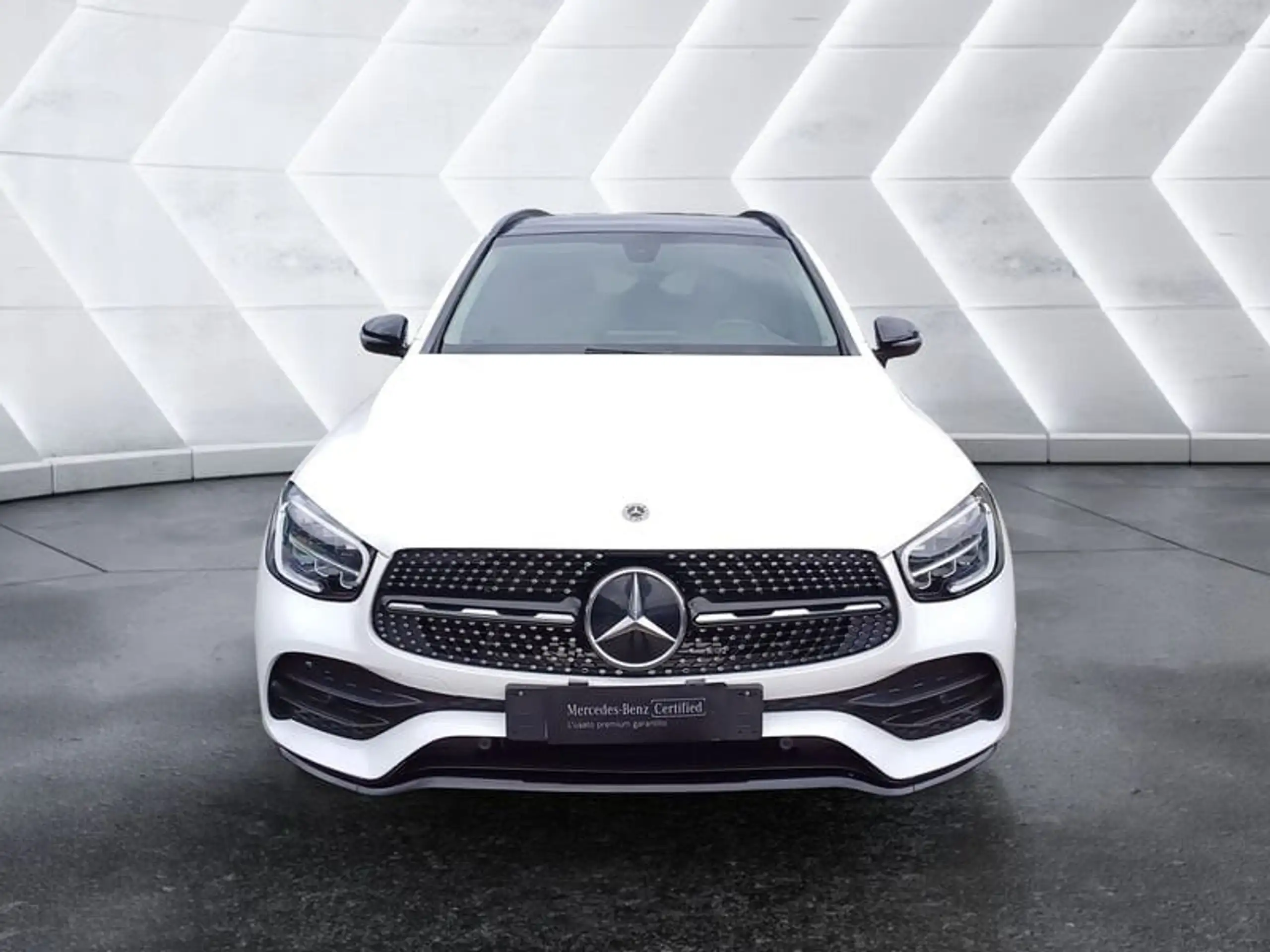 Mercedes-Benz - GLC 220