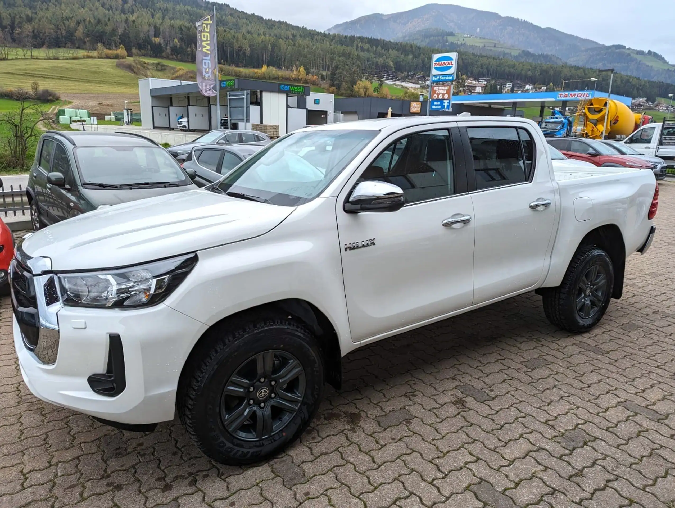 Toyota - Hilux