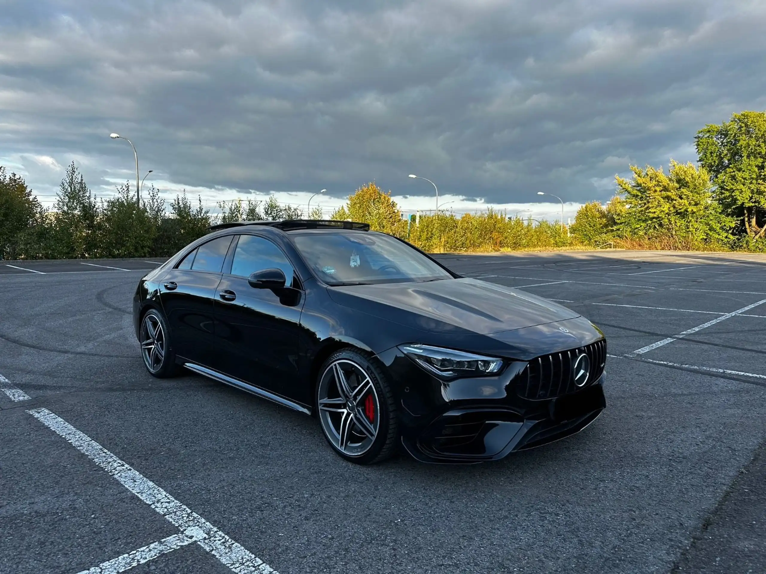 Mercedes-Benz - CLA 45 AMG