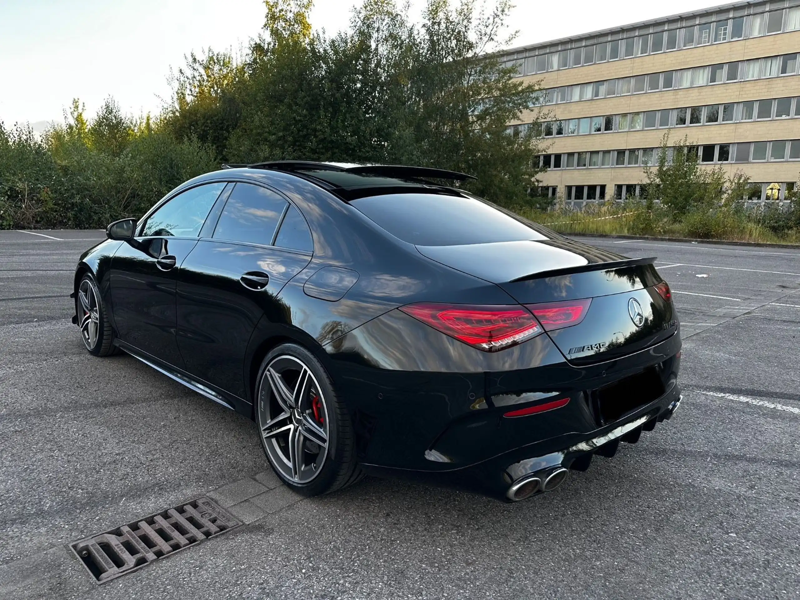 Mercedes-Benz - CLA 45 AMG