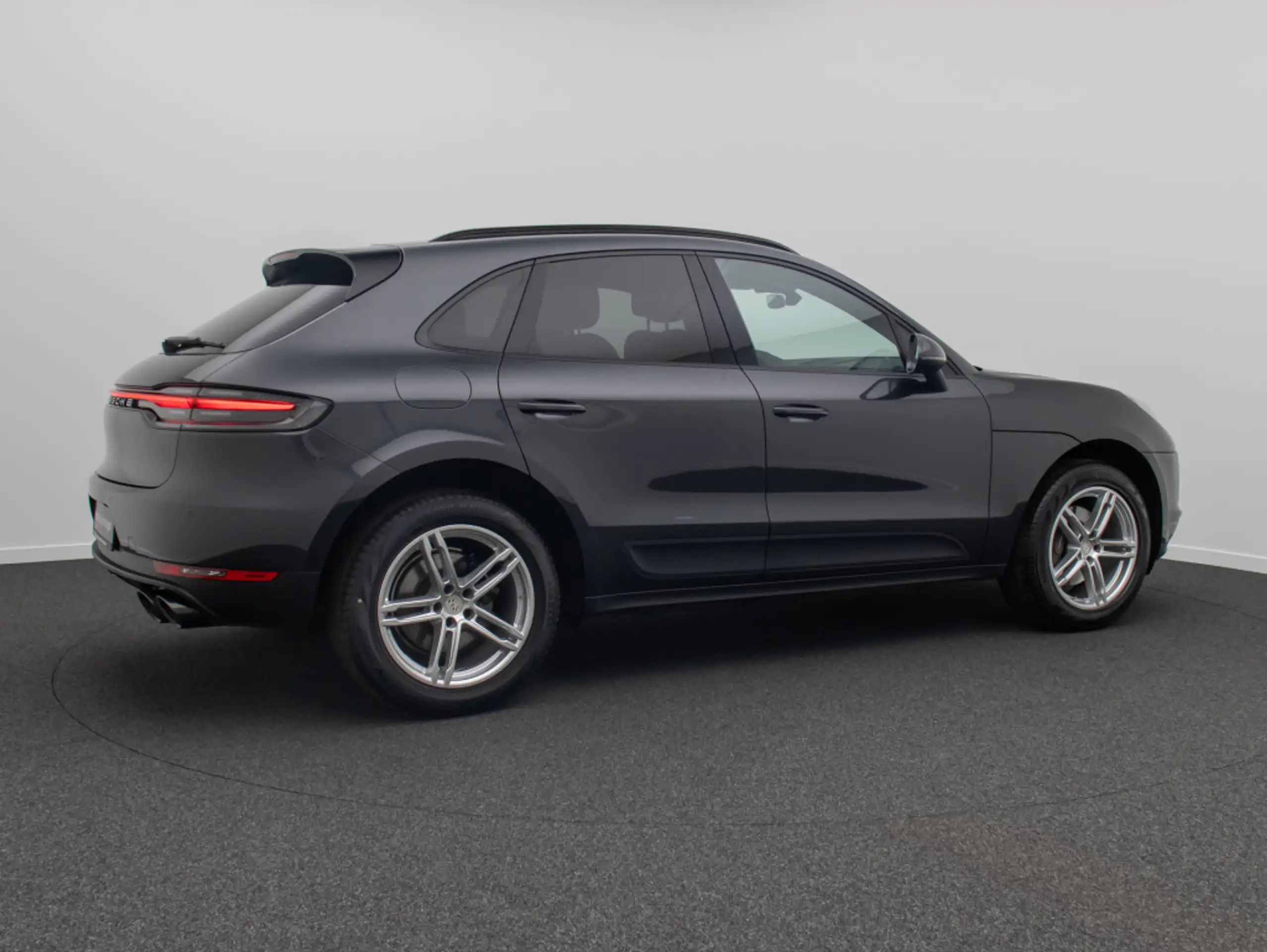 Porsche - Macan