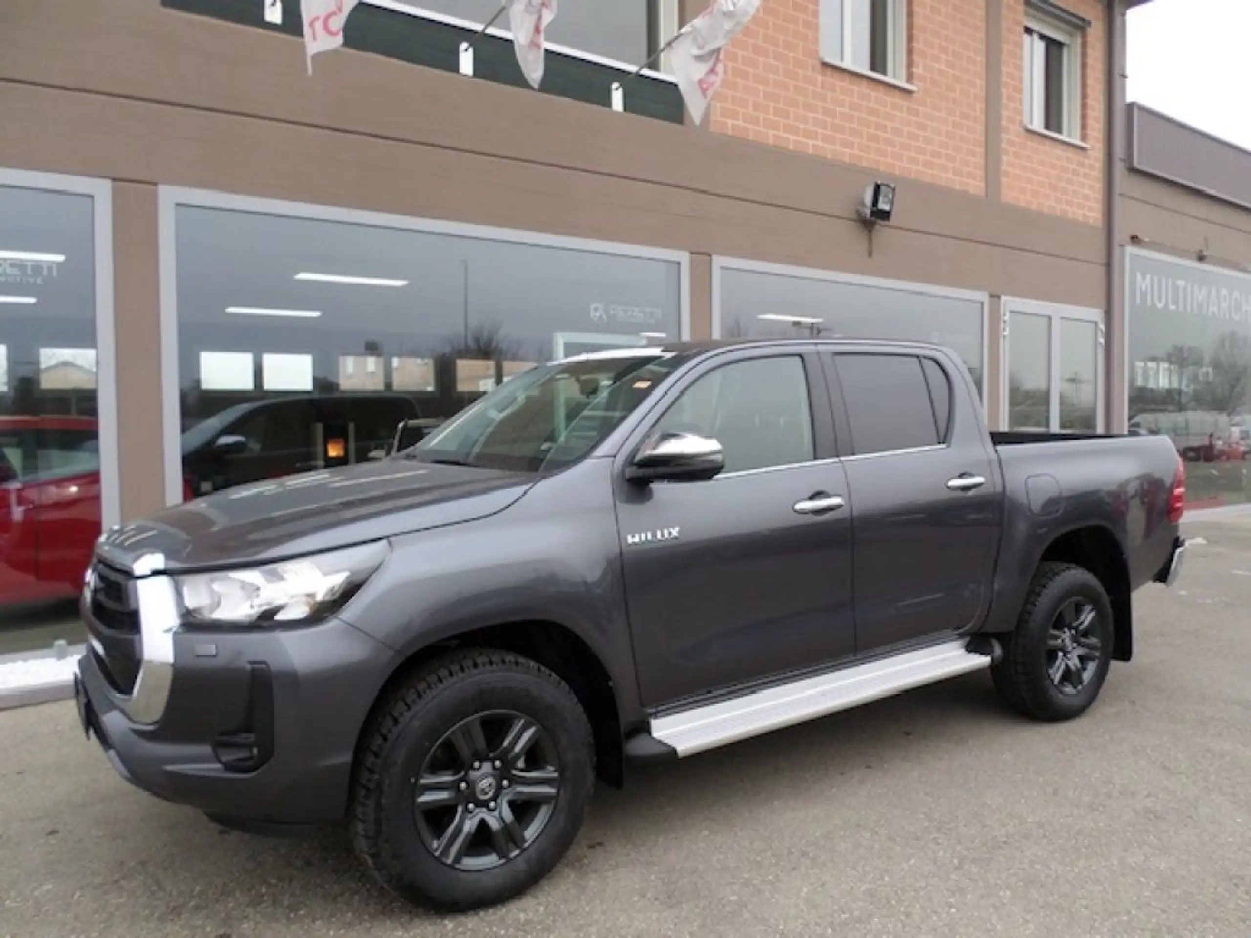 Toyota - Hilux