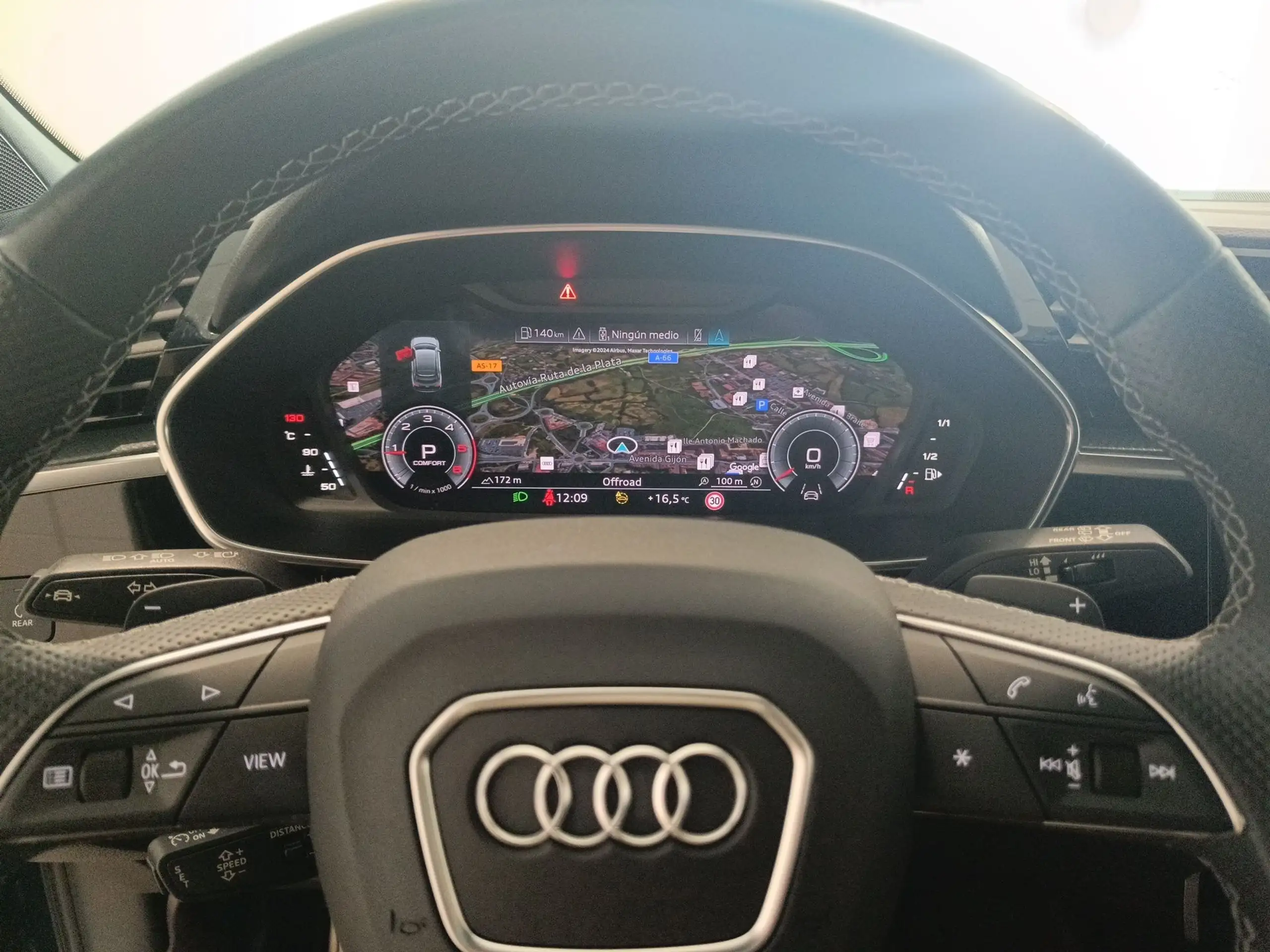 Audi - Q3