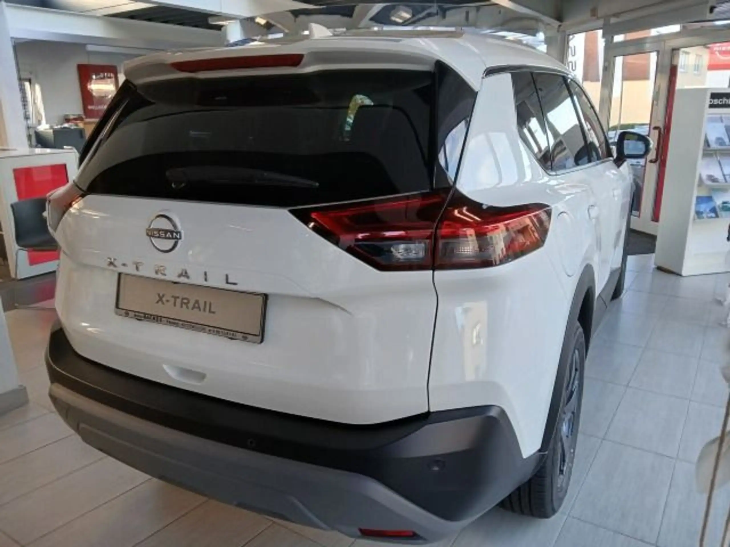 Nissan - X-Trail