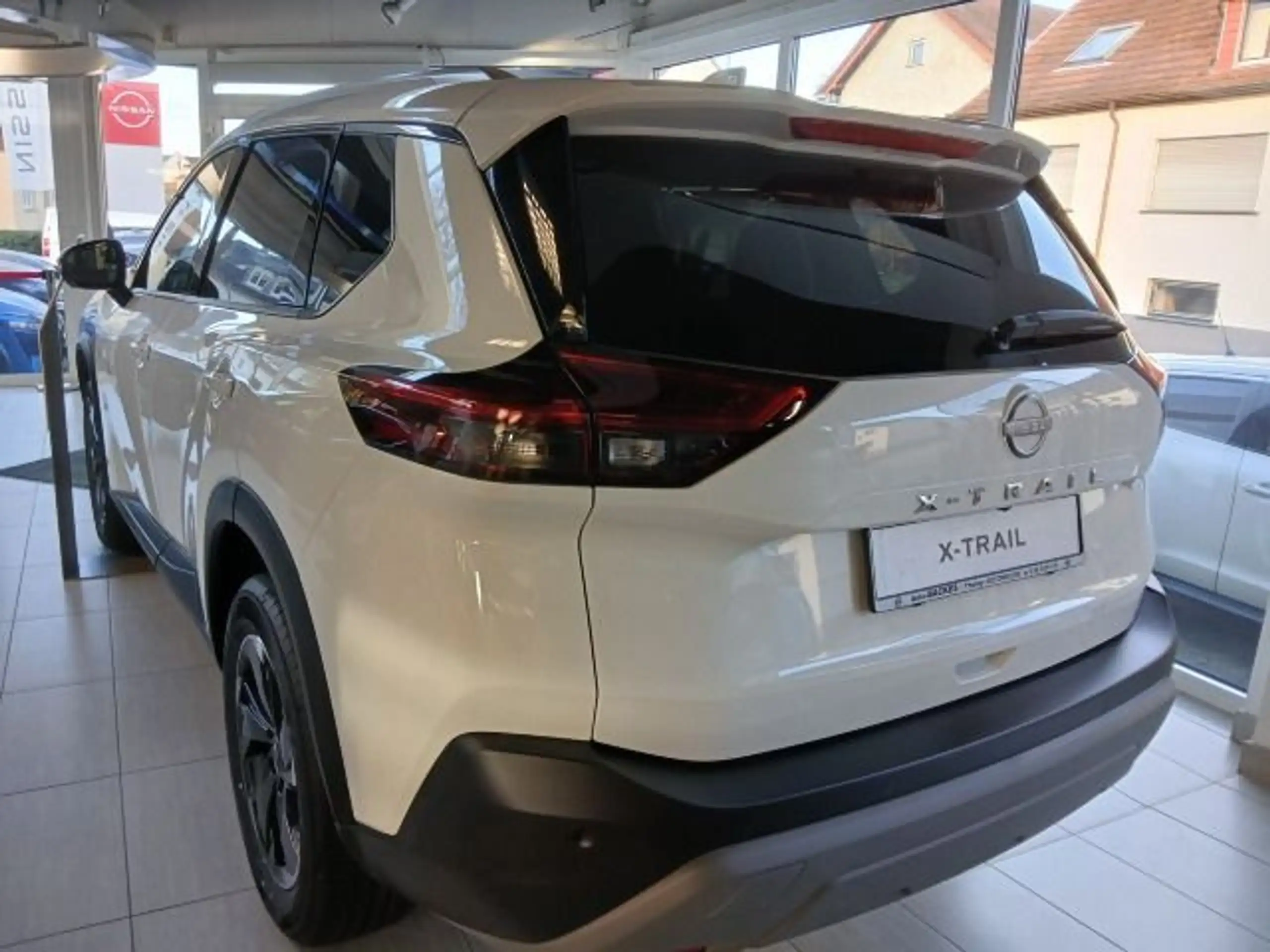 Nissan - X-Trail