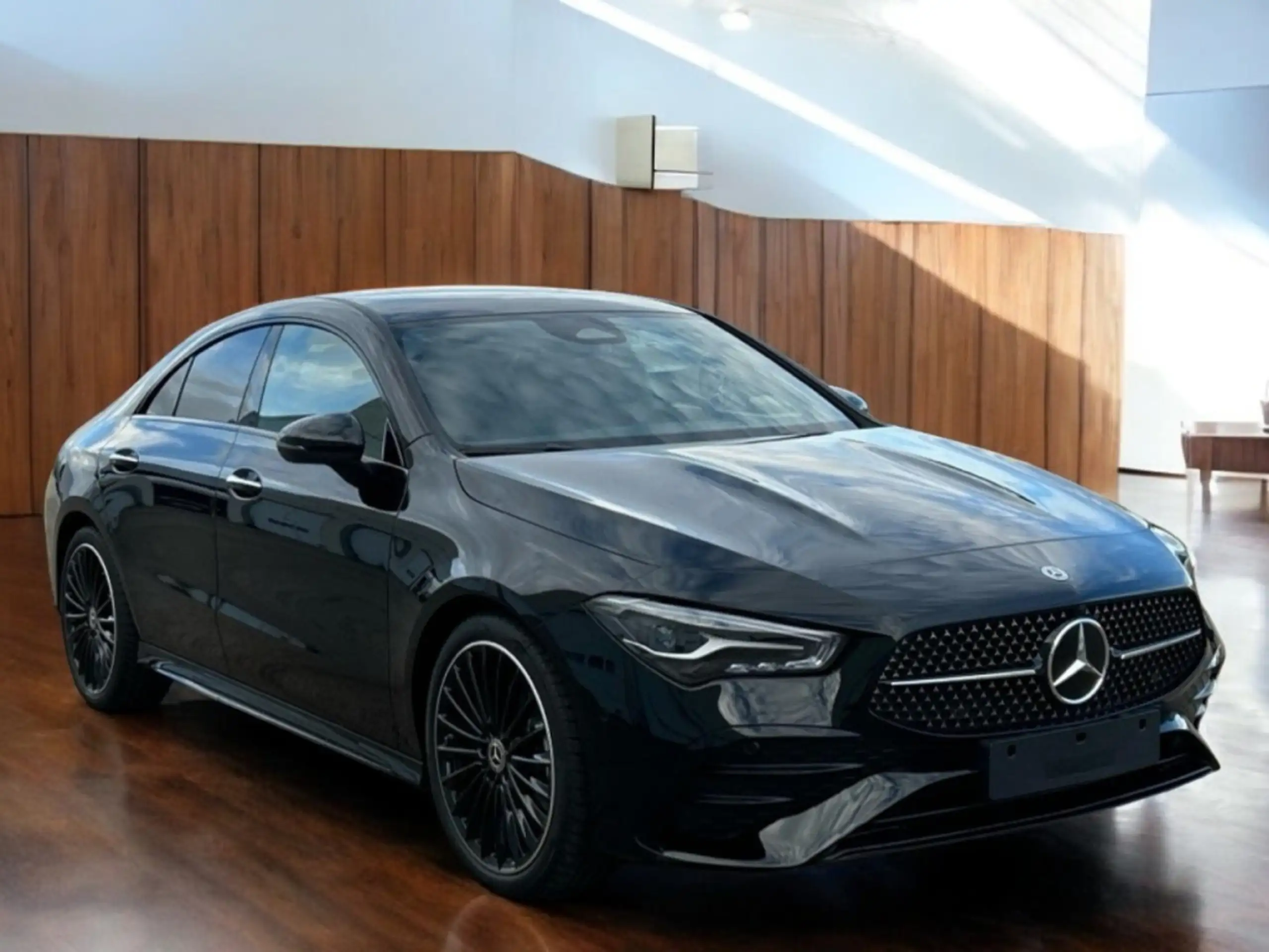 Mercedes-Benz - CLA 220