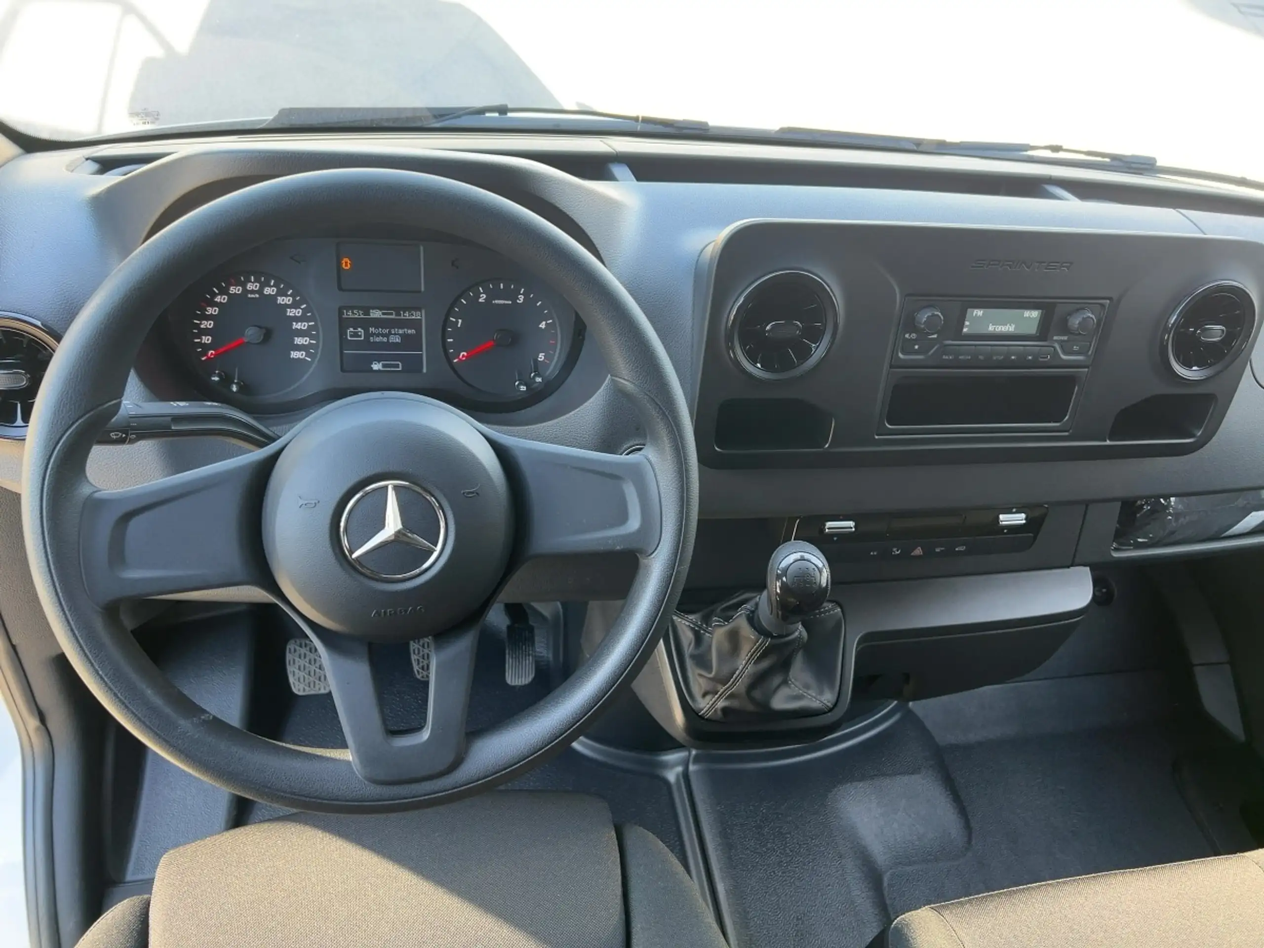 Mercedes-Benz - Sprinter