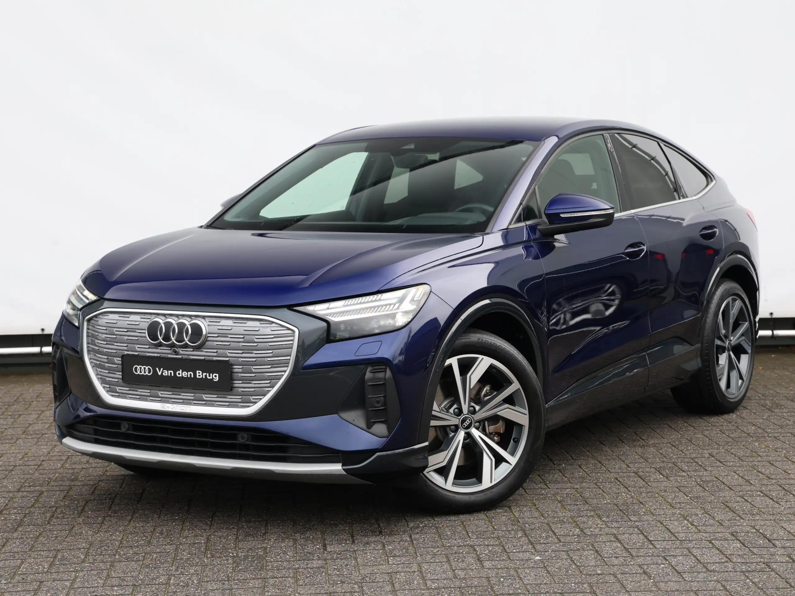 Audi - Q4 e-tron