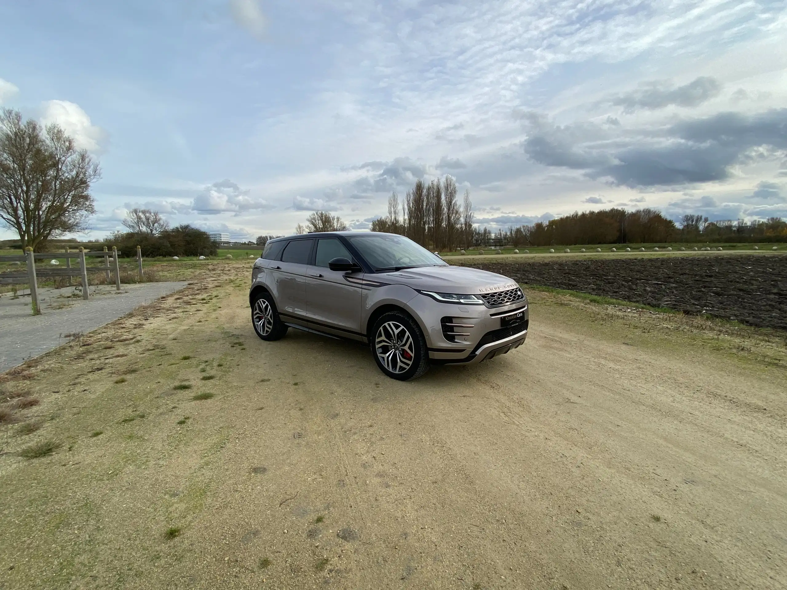 Land Rover - Range Rover Evoque