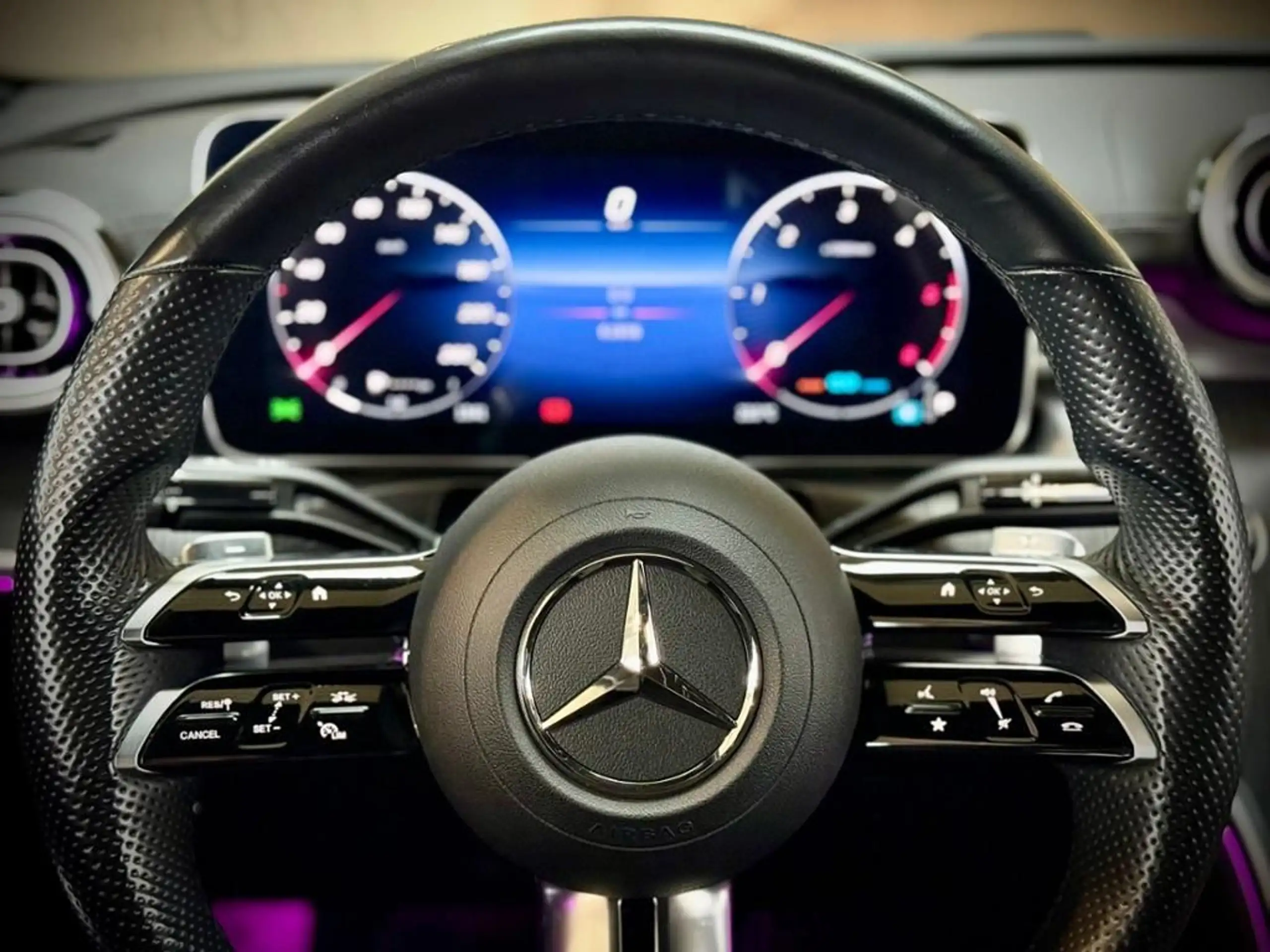 Mercedes-Benz - C 300