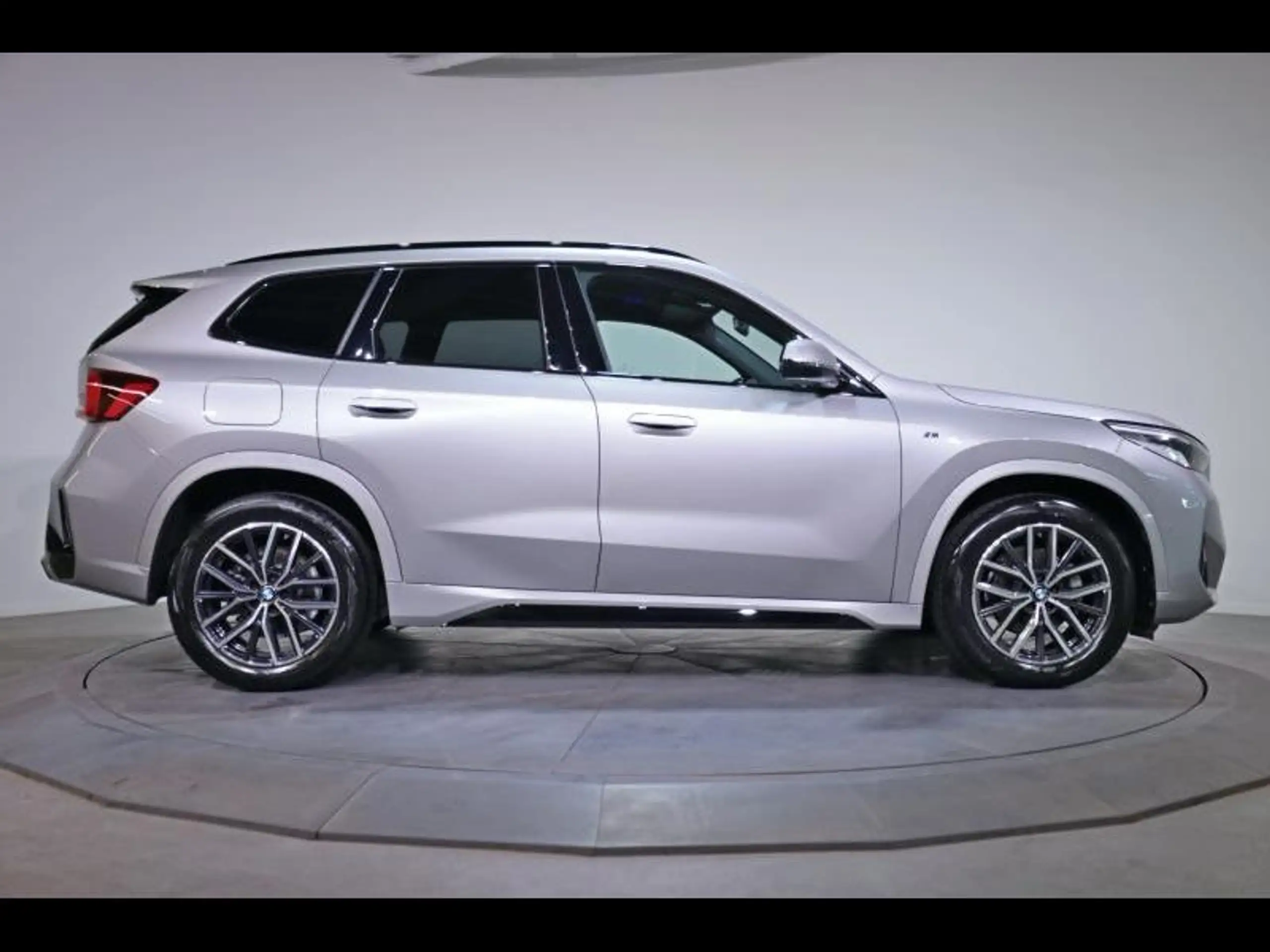 BMW - X1