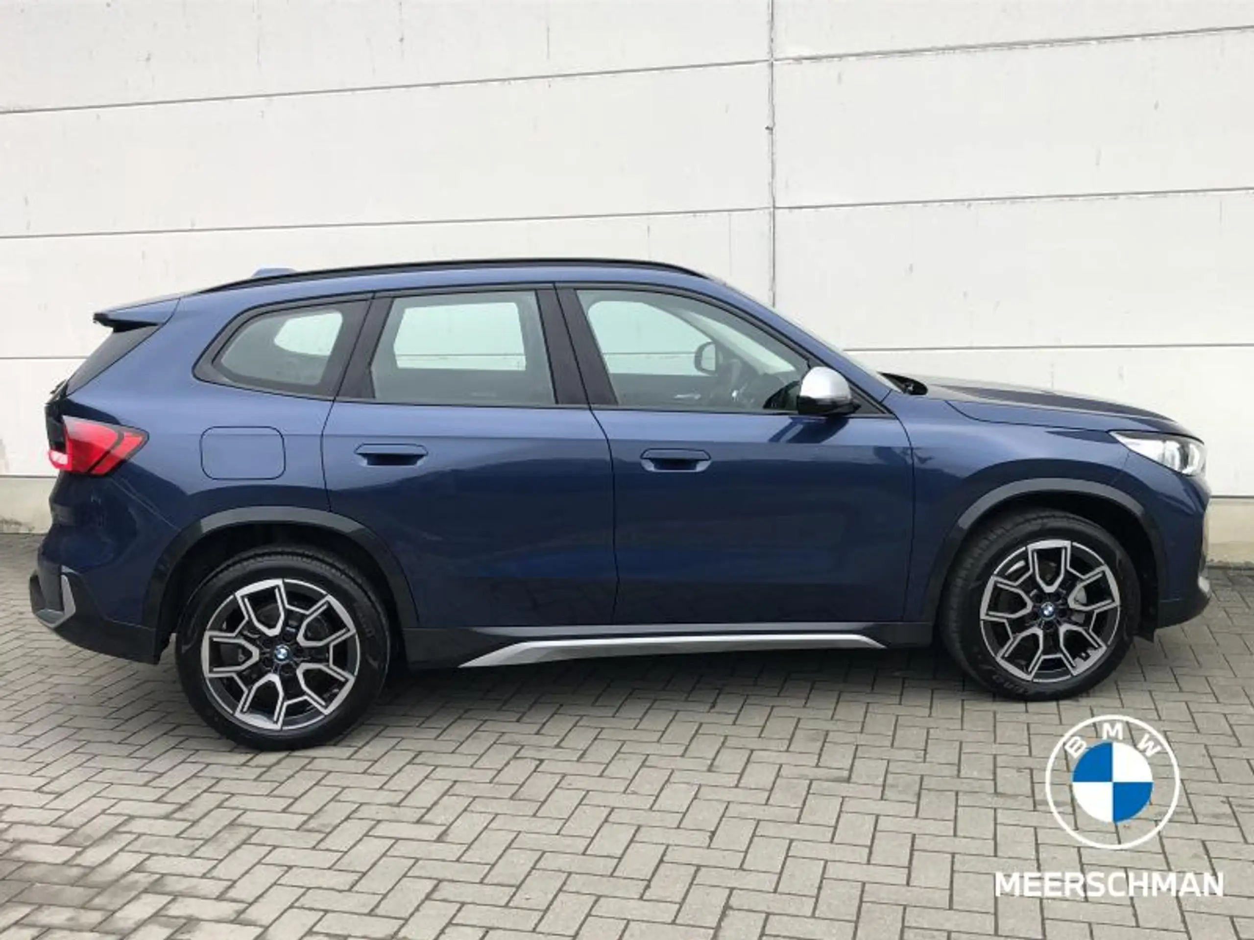 BMW - X1