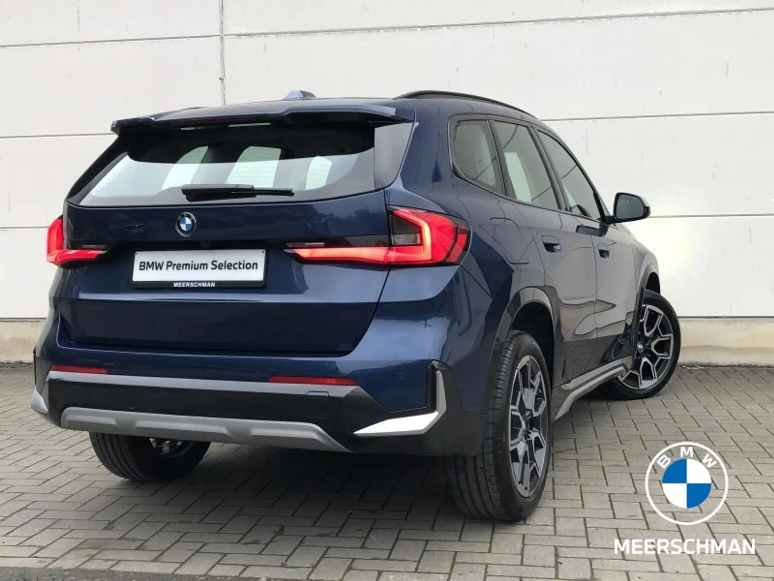 BMW - X1