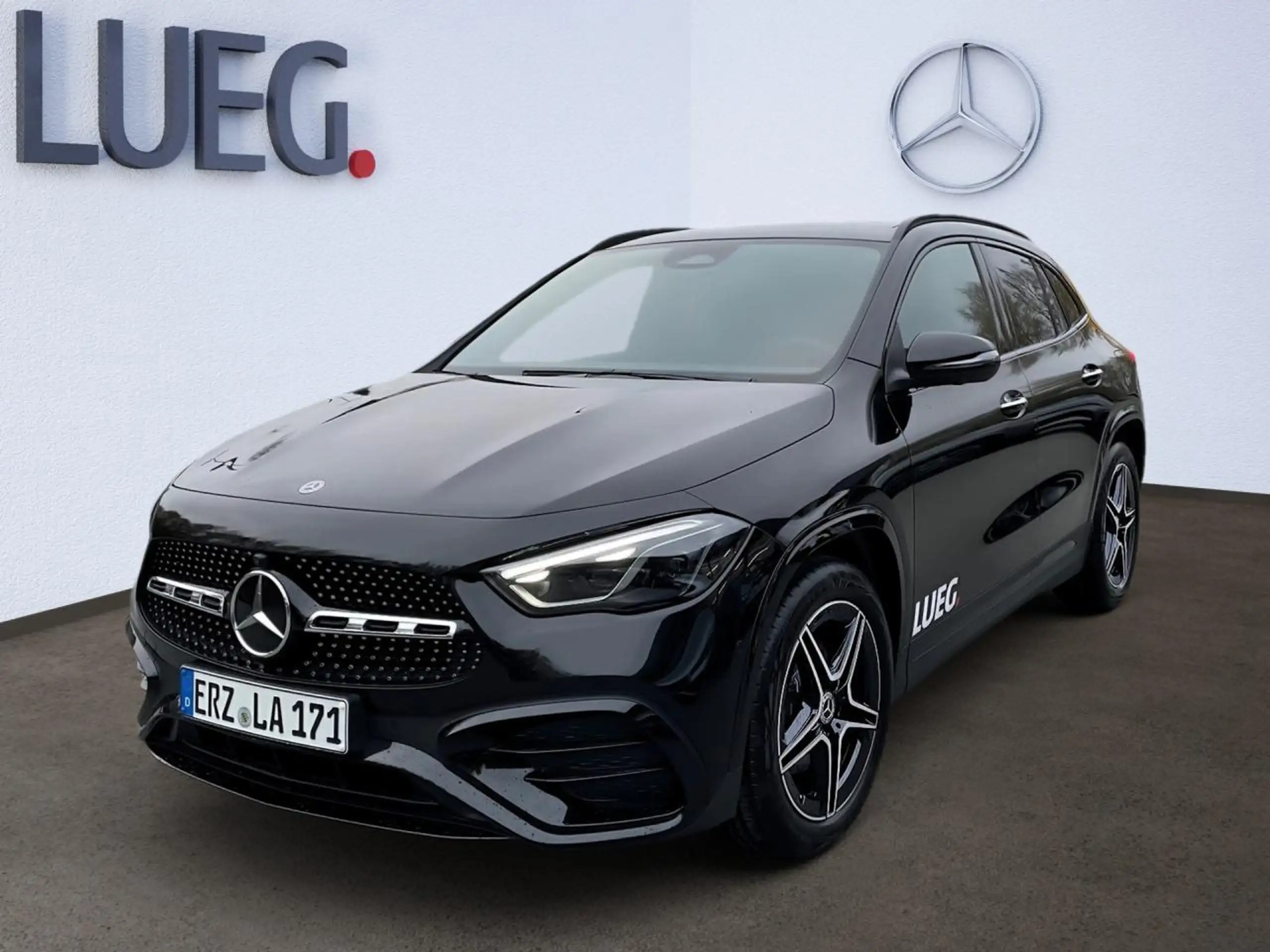 Mercedes-Benz - GLA 200