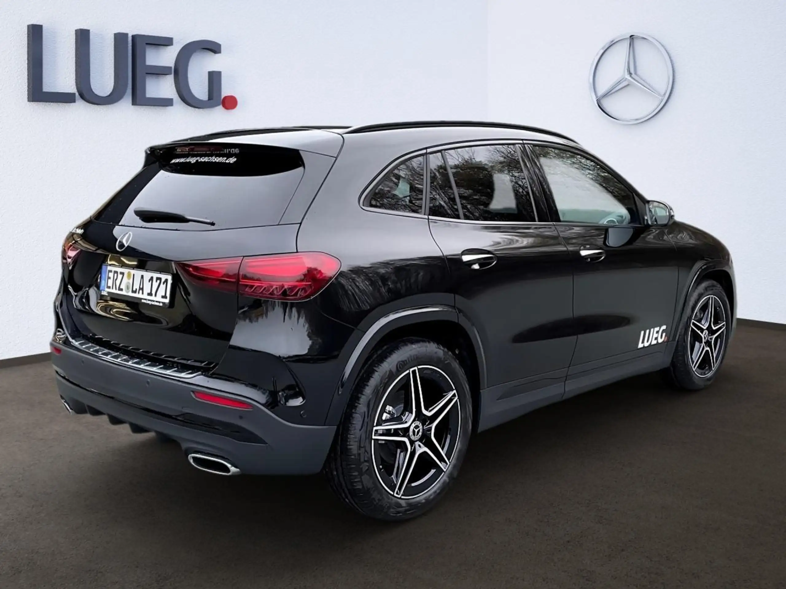 Mercedes-Benz - GLA 200