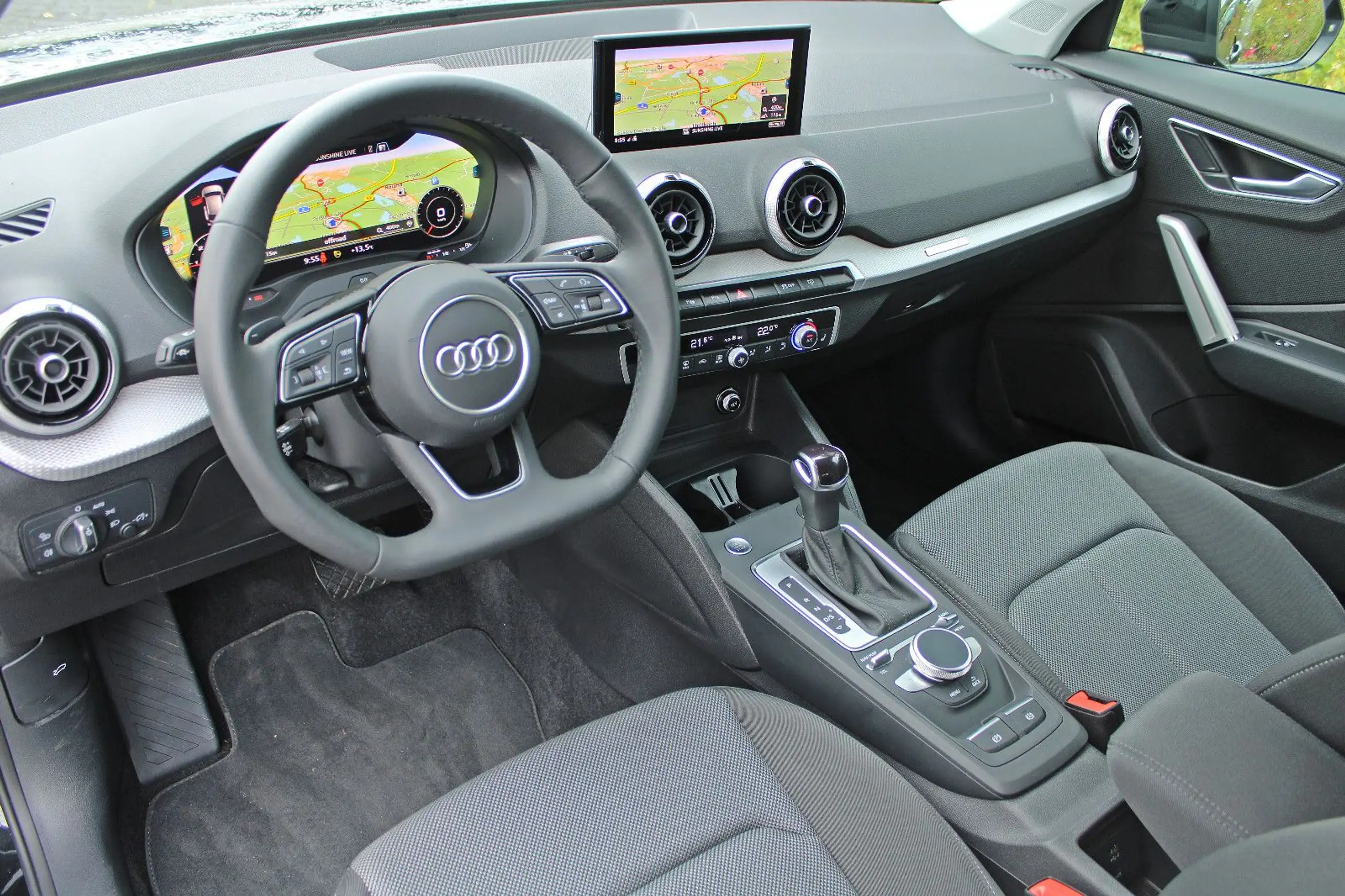 Audi - Q2