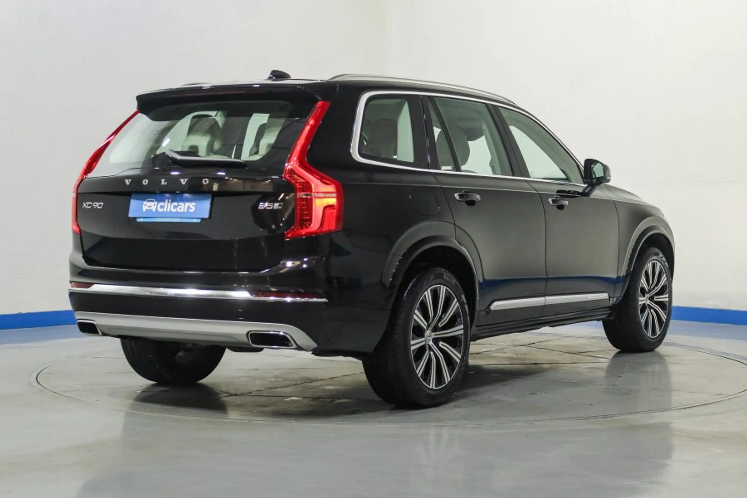 Volvo - XC90