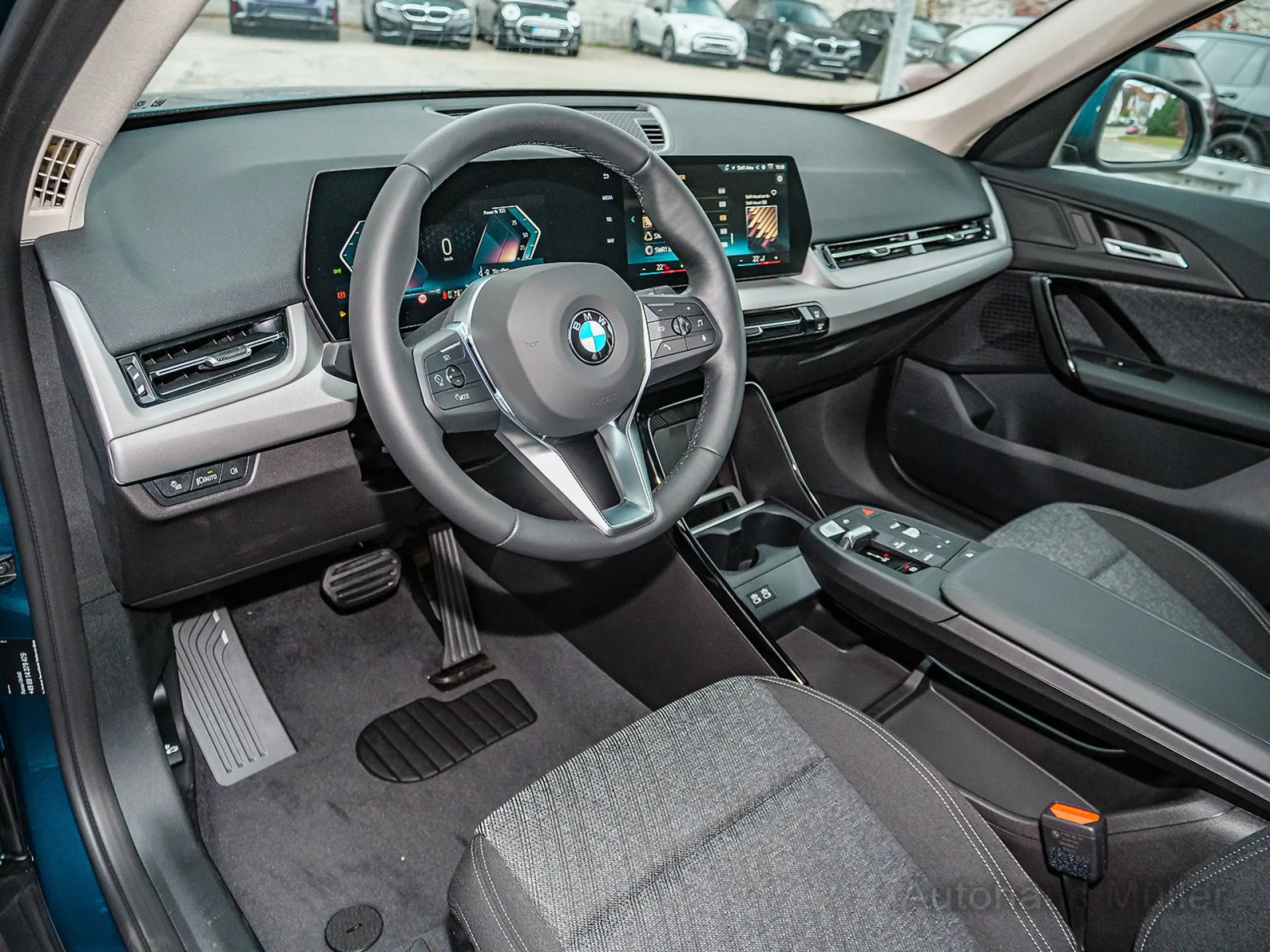 BMW - X1