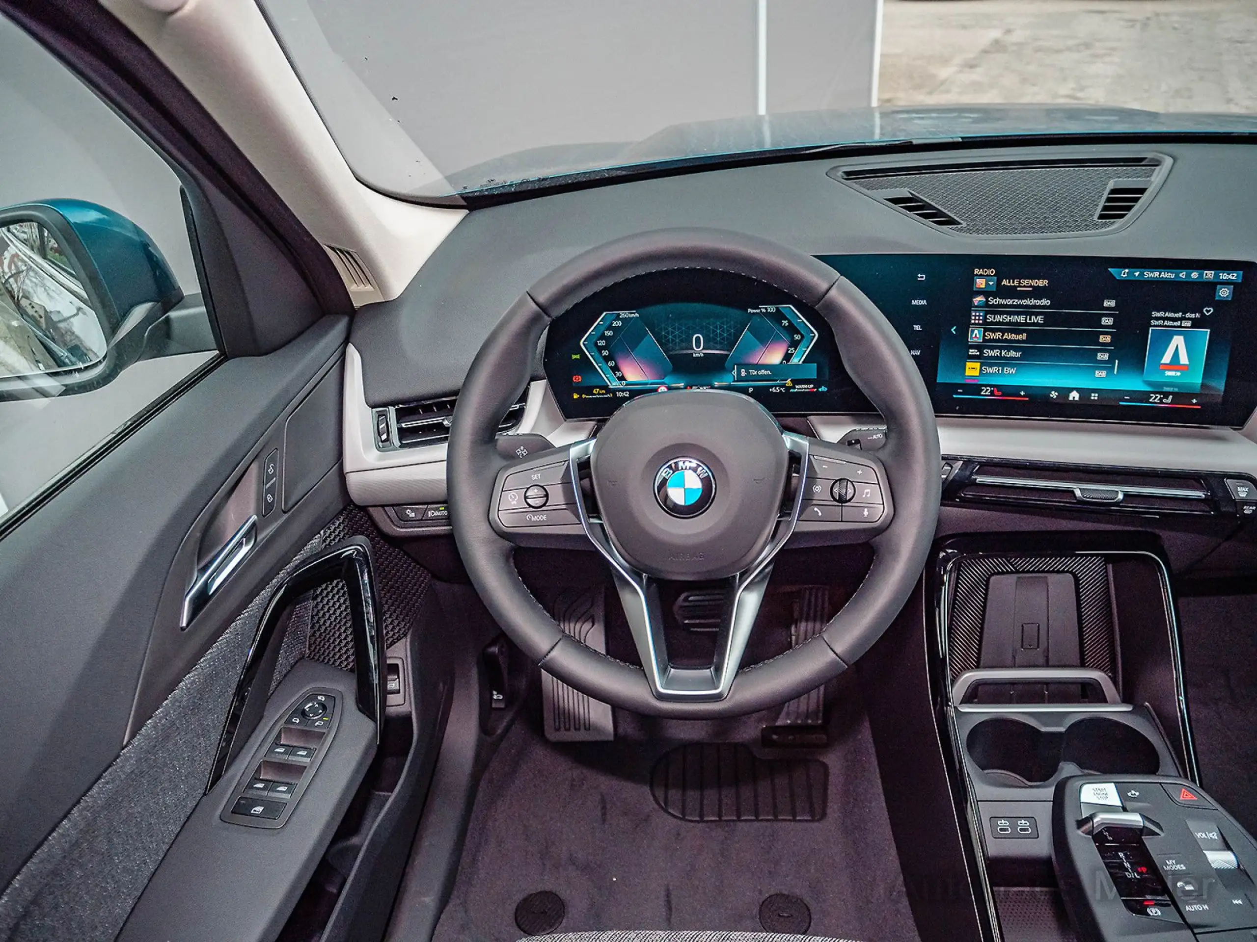 BMW - X1