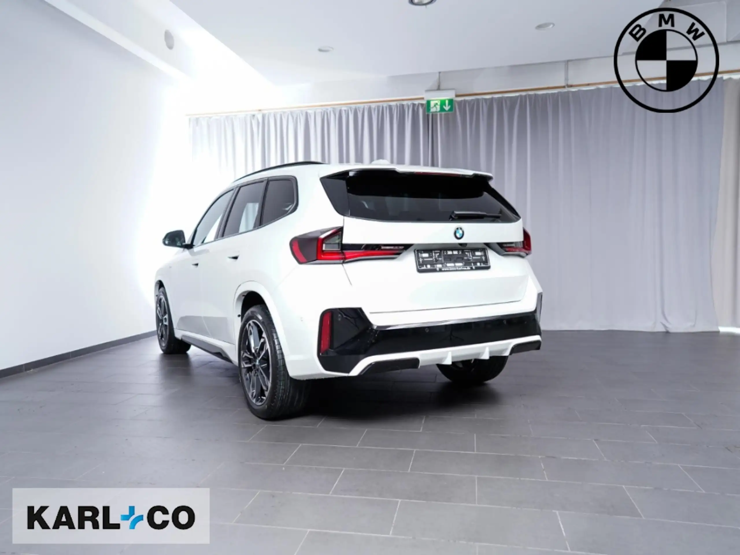 BMW - X1