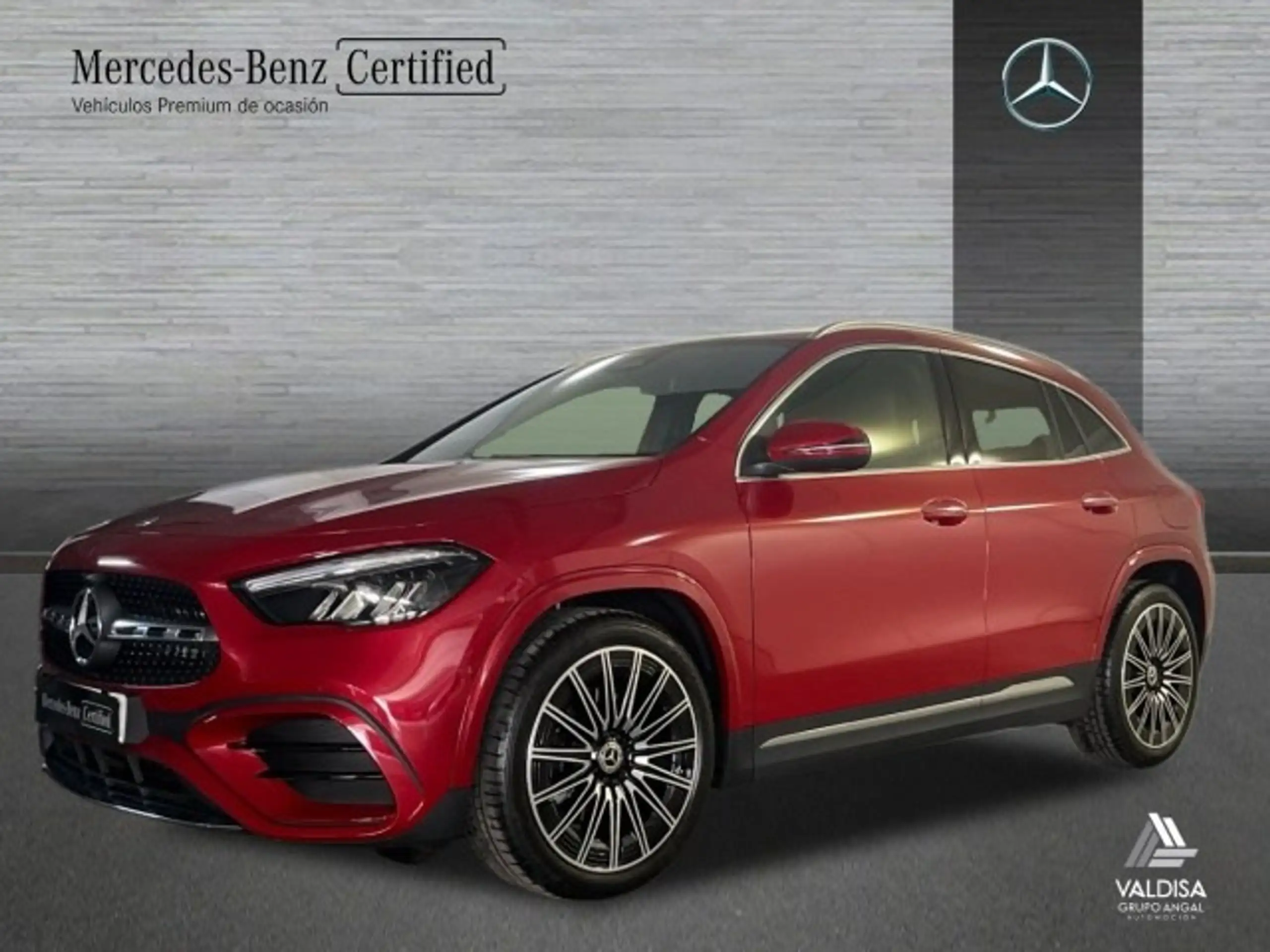 Mercedes-Benz - GLA 200