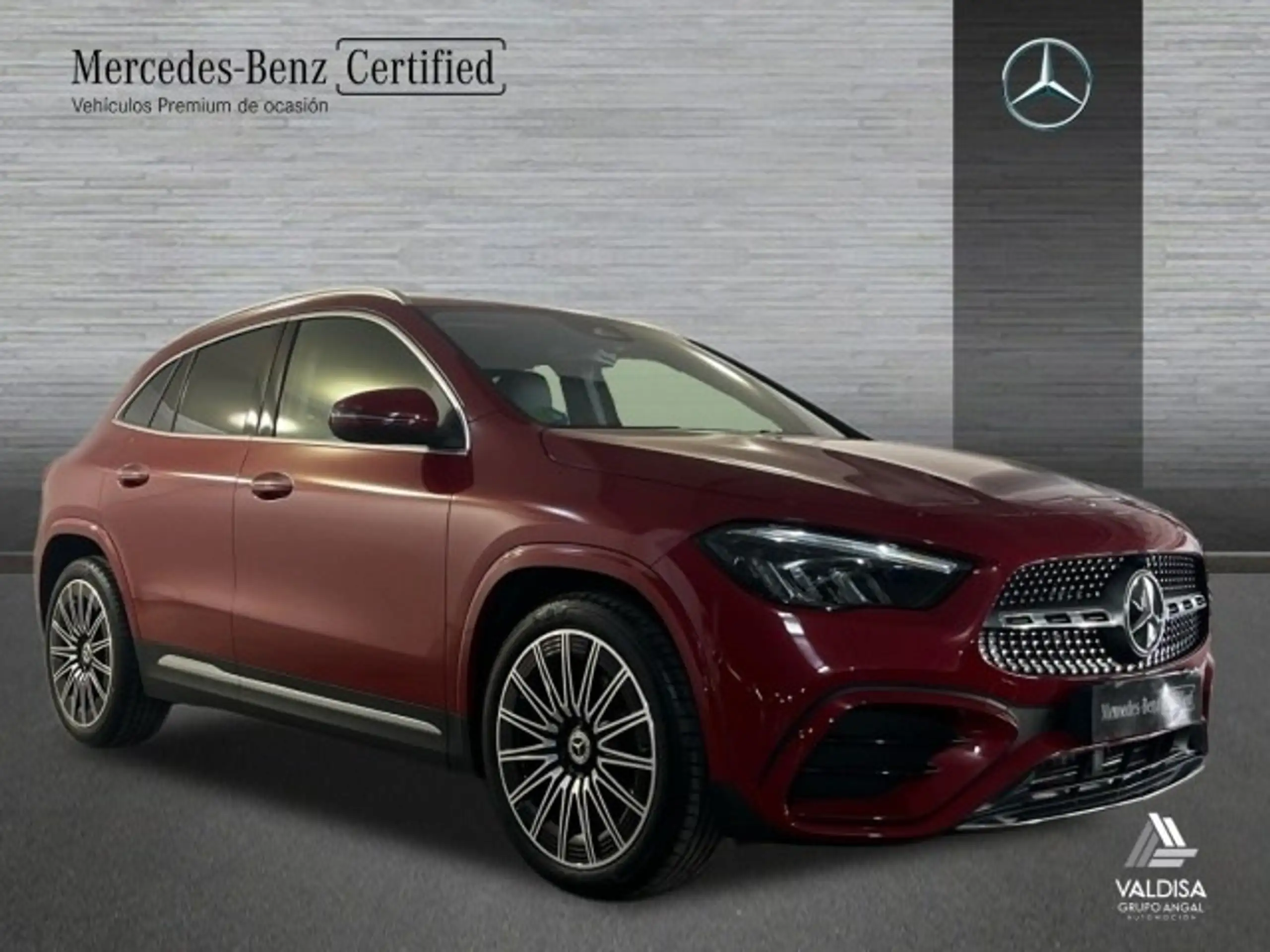 Mercedes-Benz - GLA 200