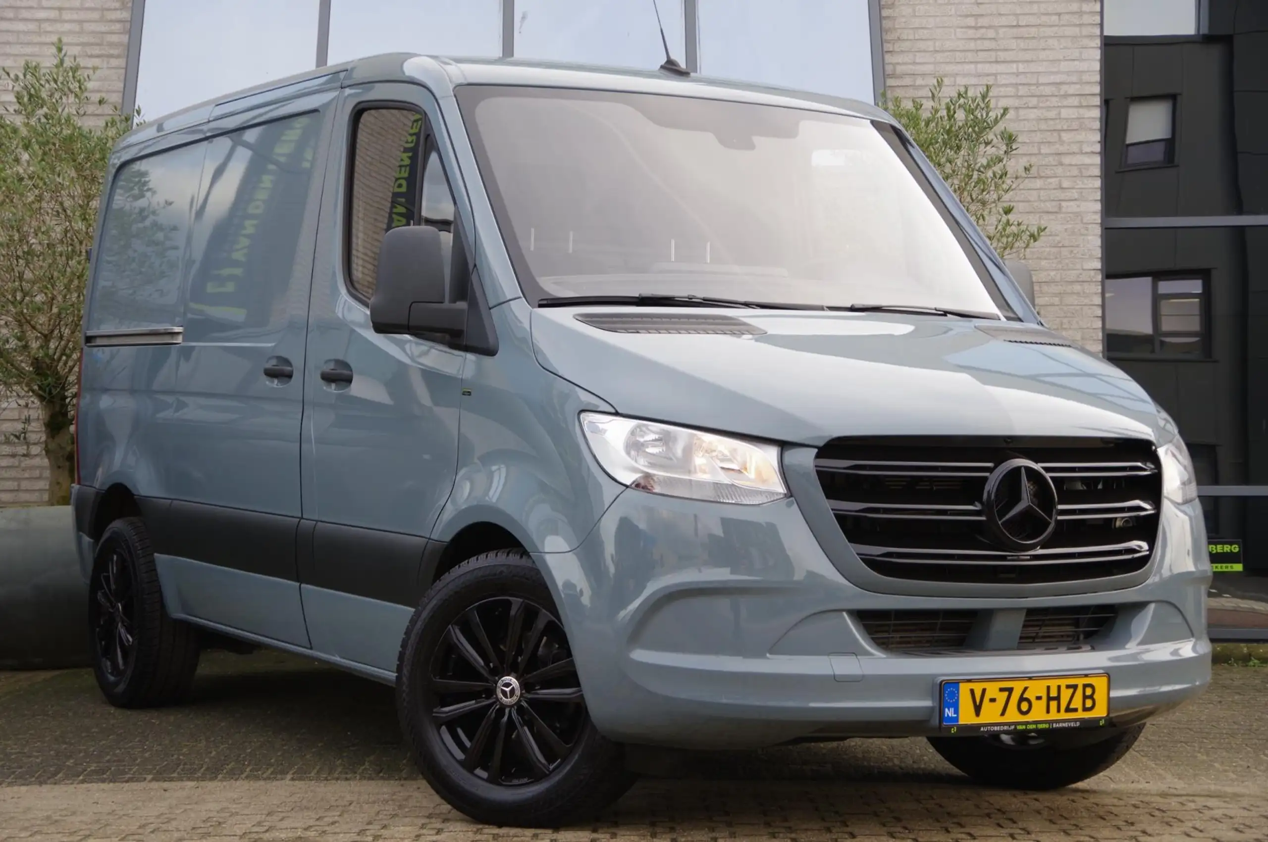 Mercedes-Benz - Sprinter