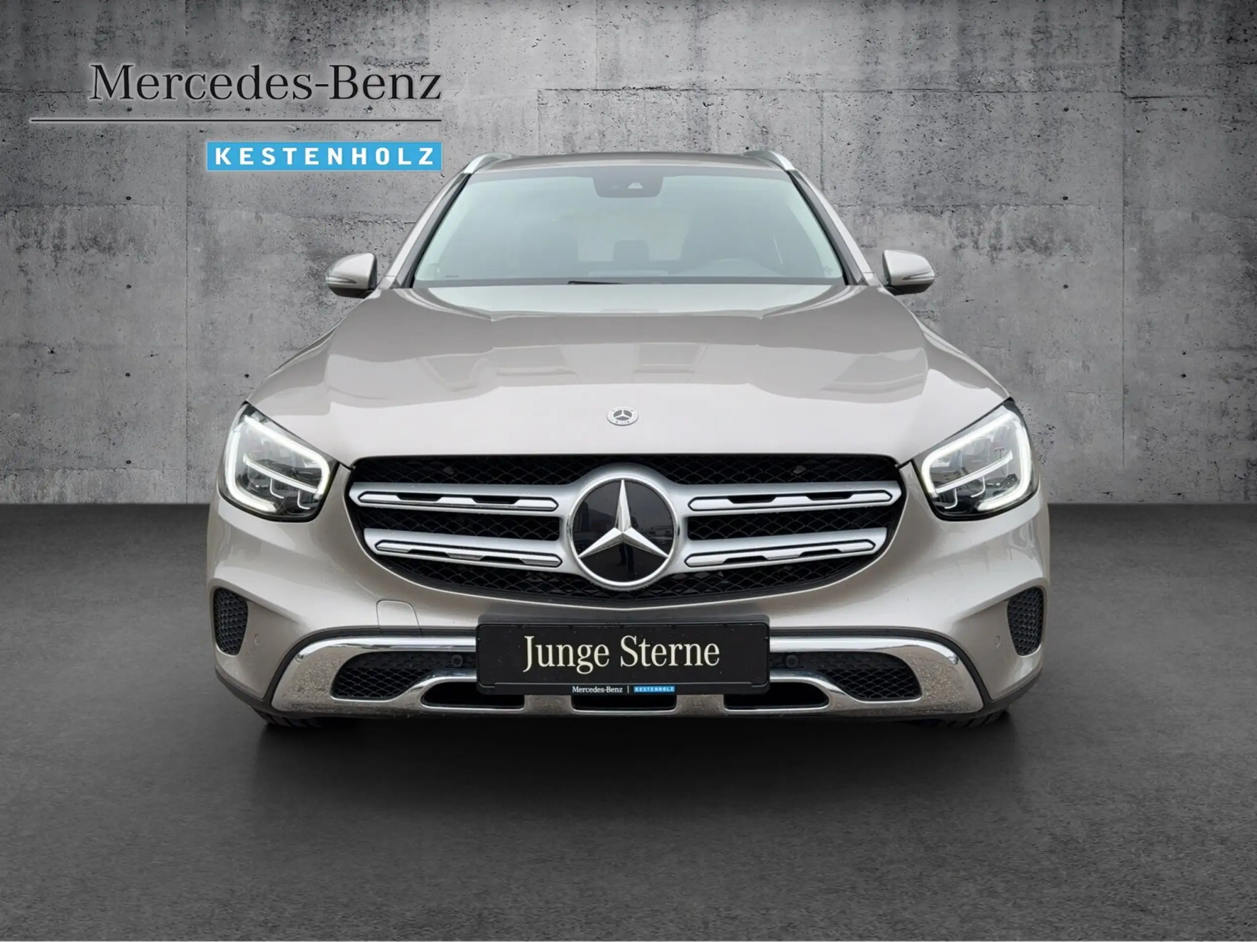 Mercedes-Benz - GLC 220