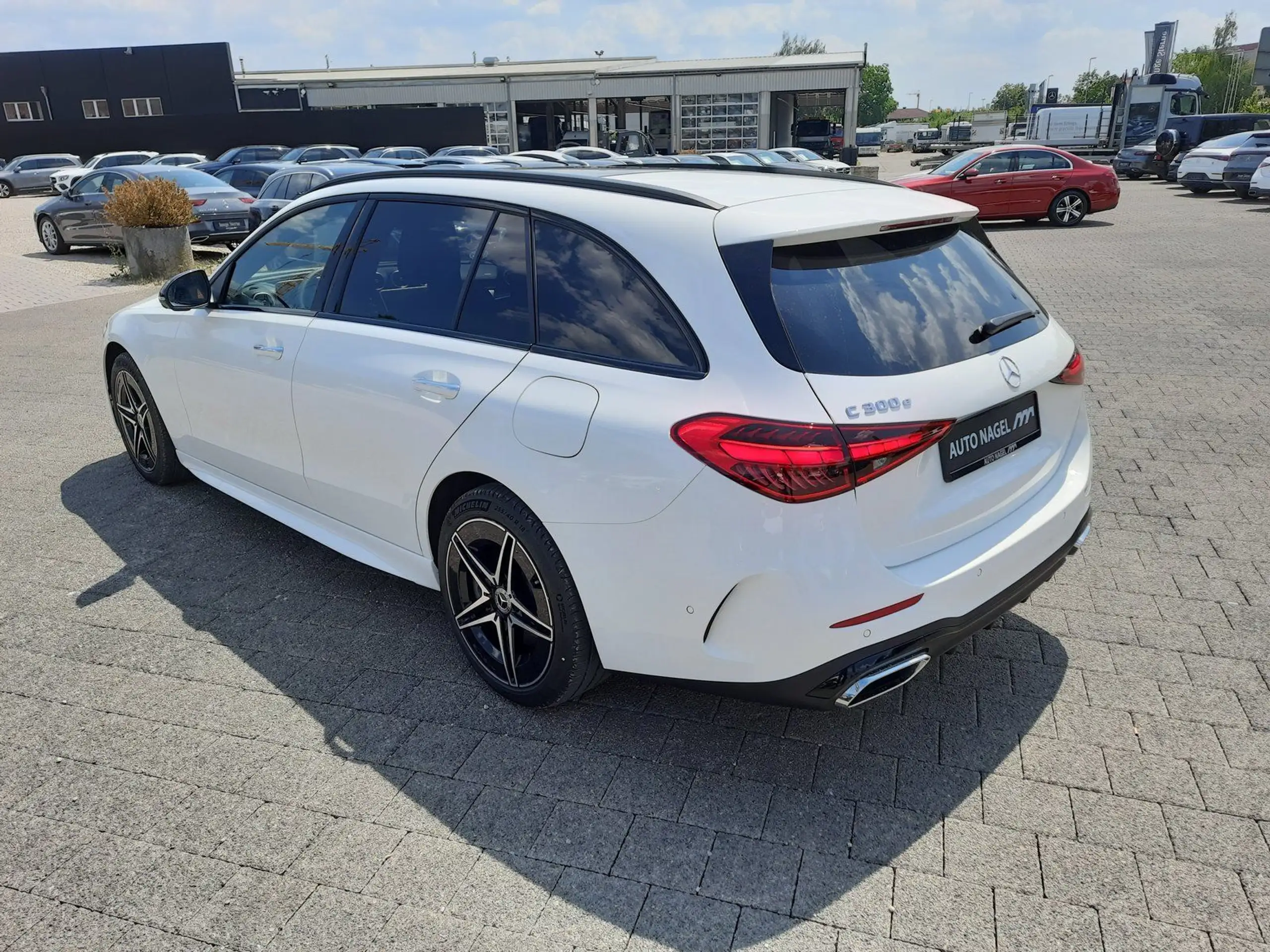 Mercedes-Benz - C 300