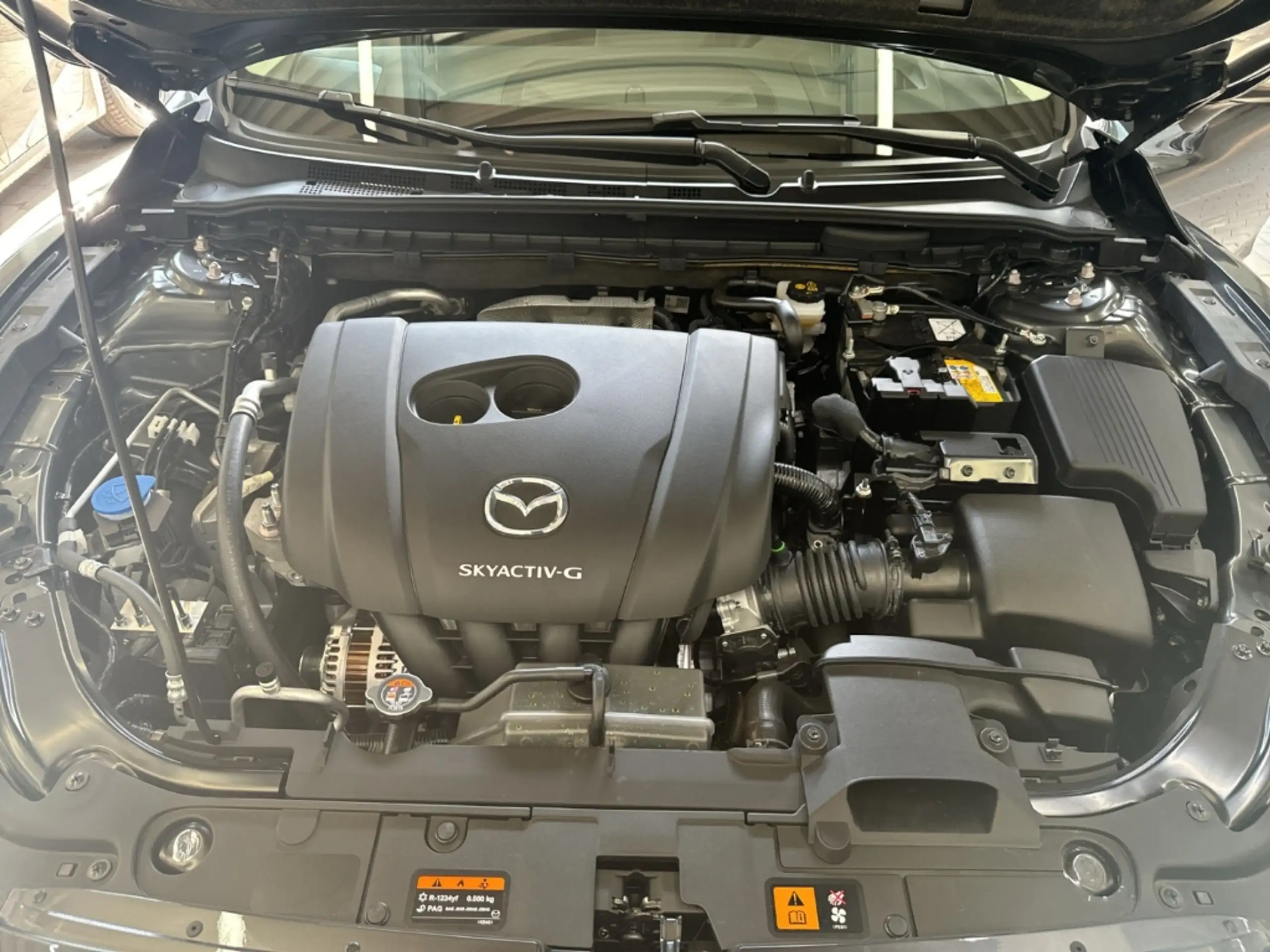 Mazda - 6