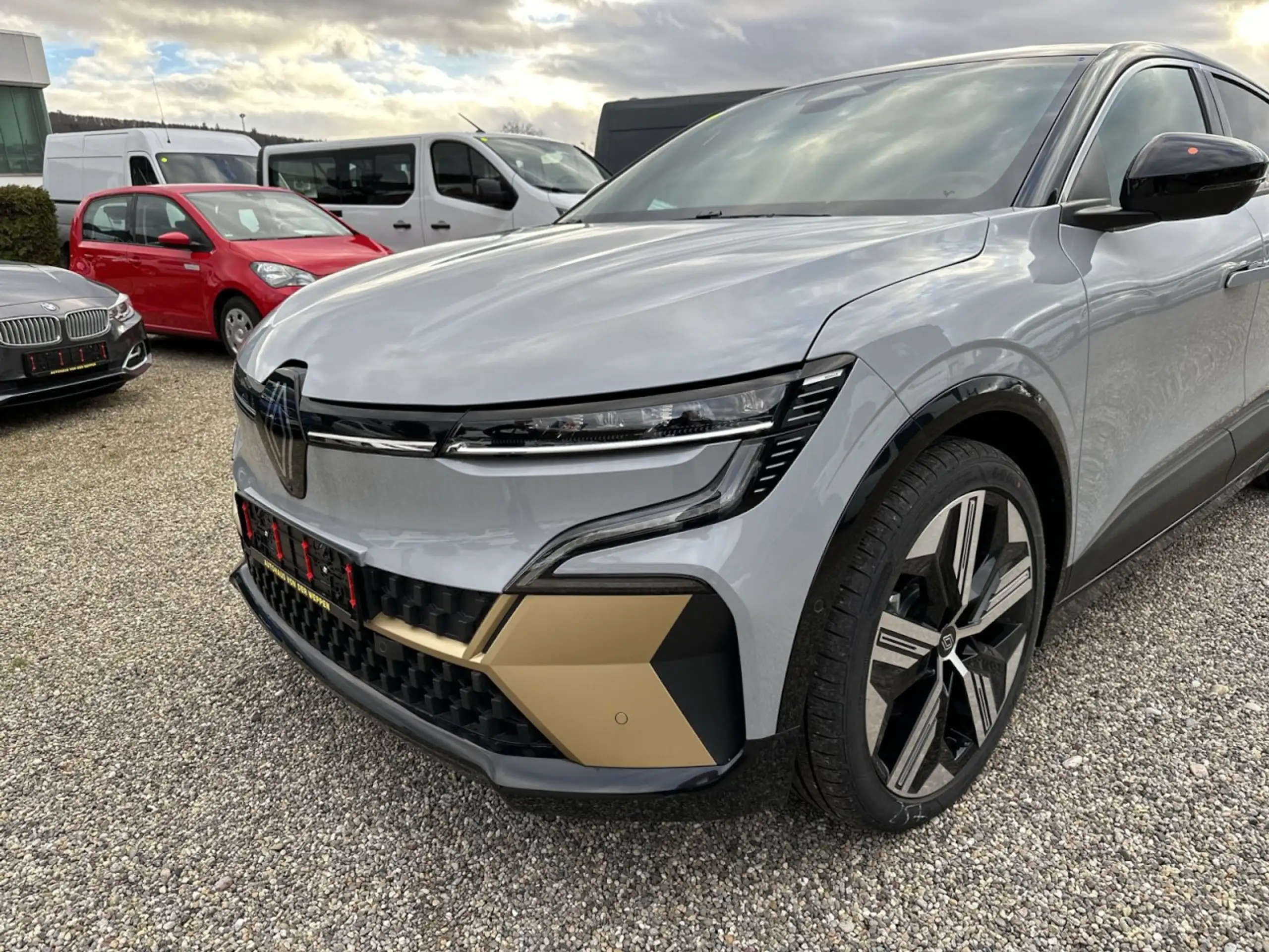 Renault - Megane E-Tech