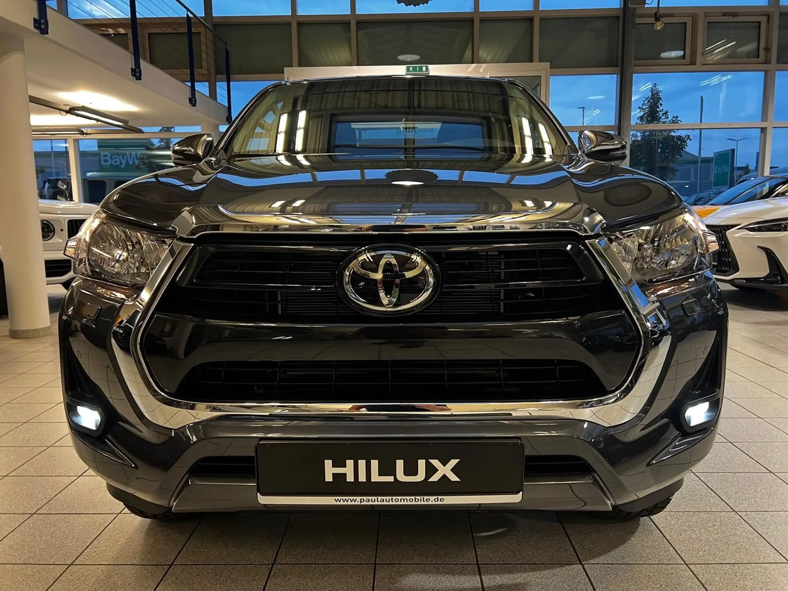 Toyota - Hilux