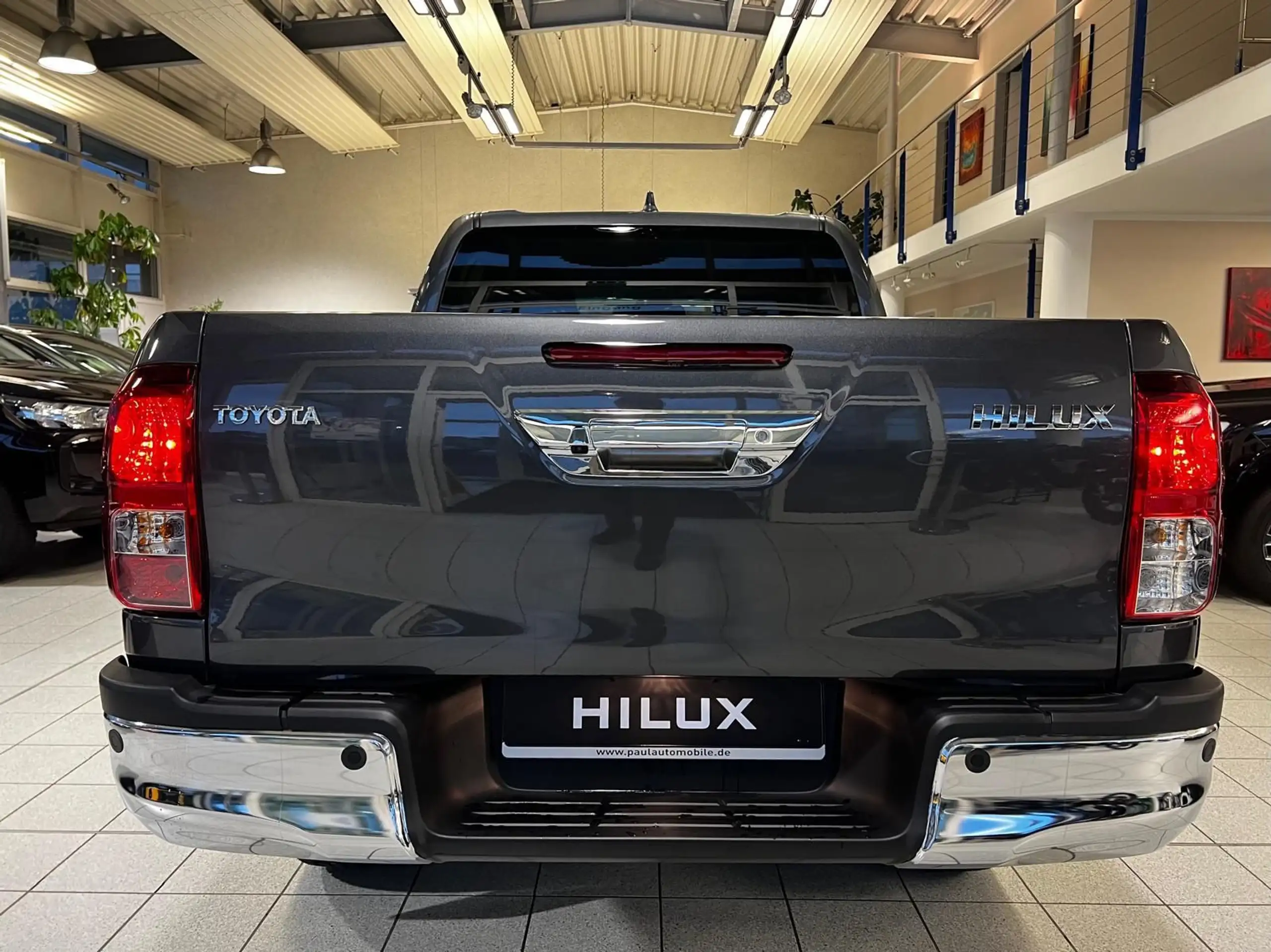 Toyota - Hilux