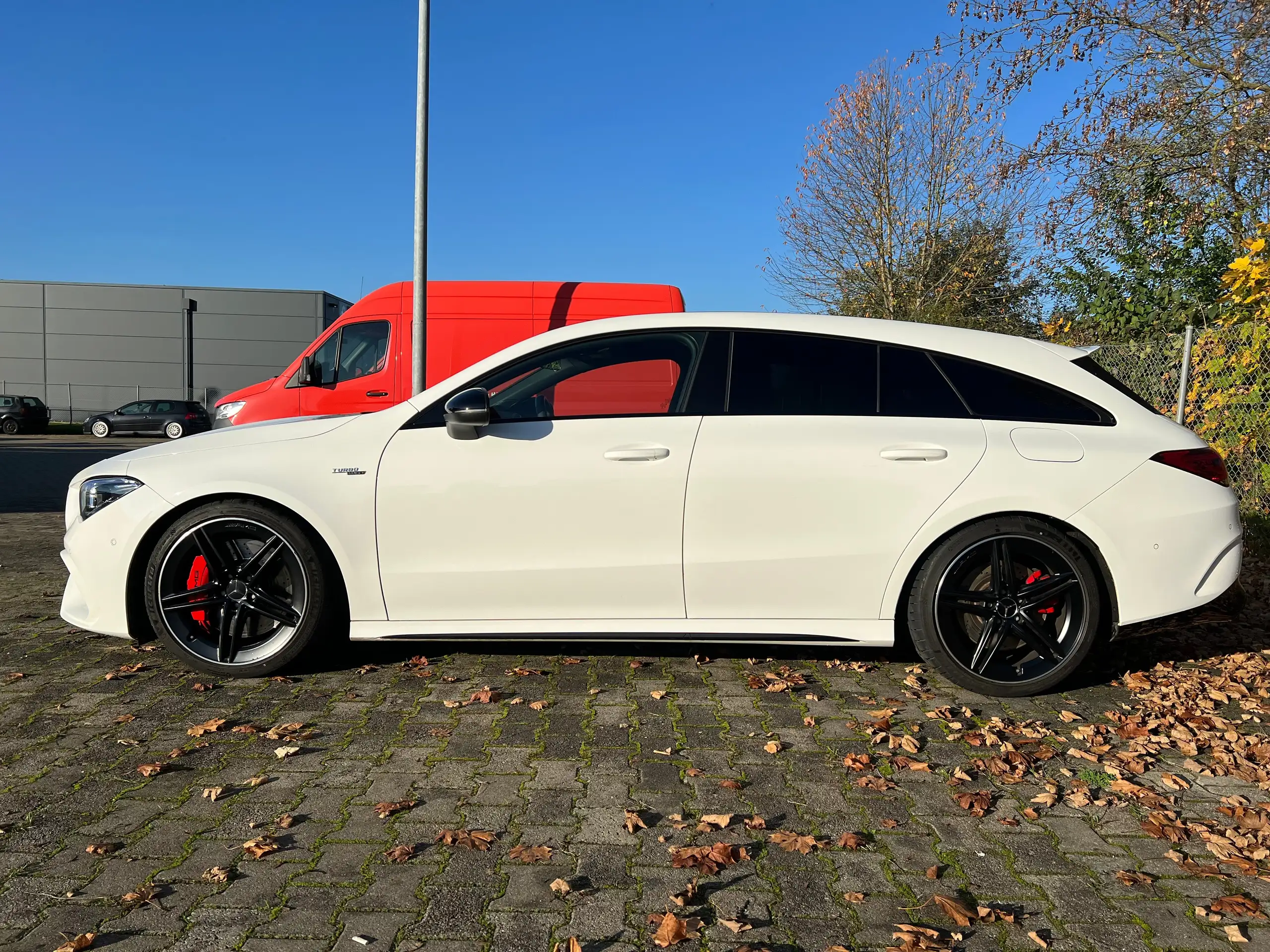 Mercedes-Benz - CLA 45 AMG