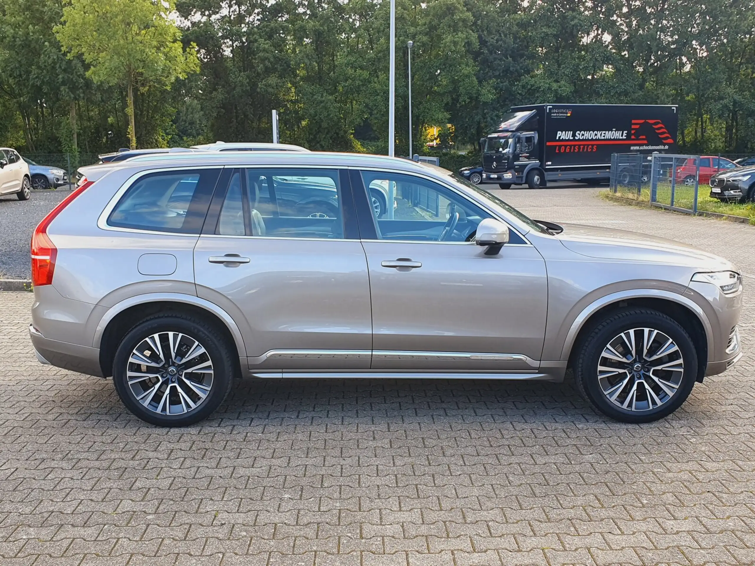 Volvo - XC90