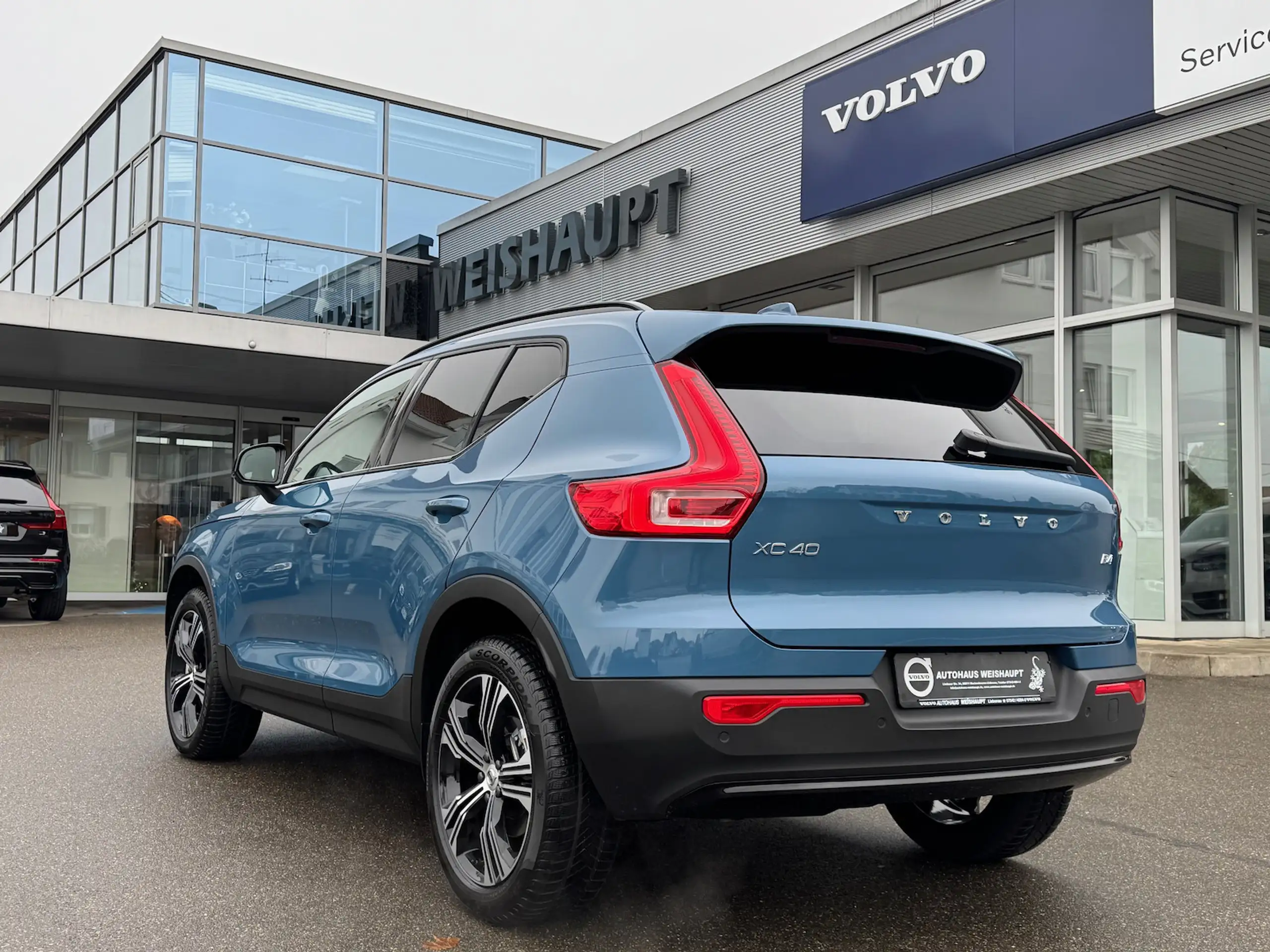 Volvo - XC40