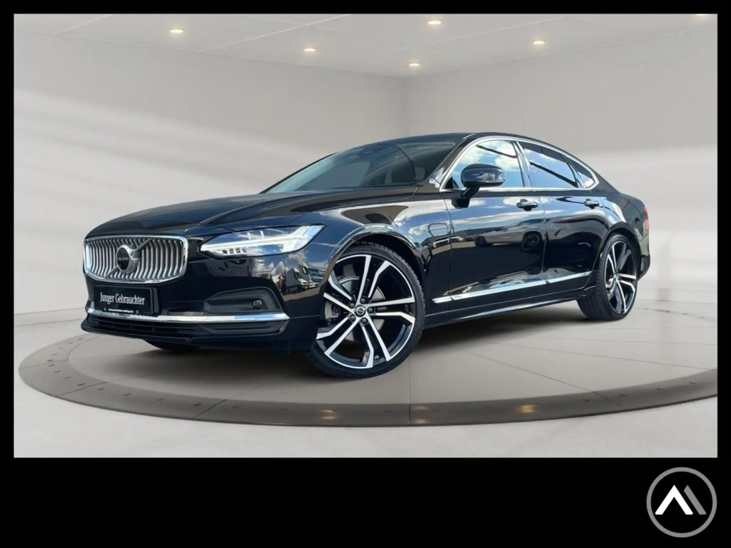 Volvo - S90